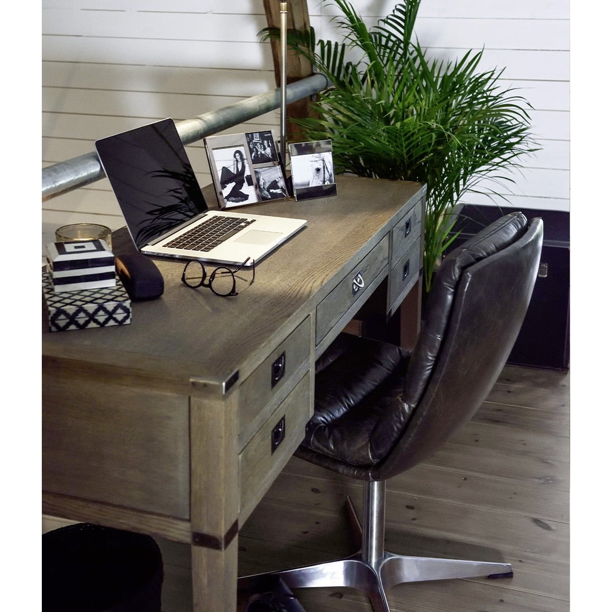 VERMONT skrivebord Artwood Skrivebord