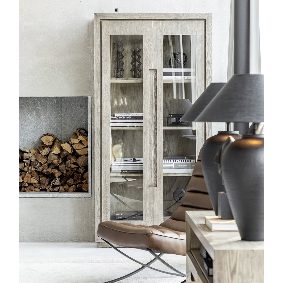 HUNTER vitrineskap Artwood Vitrineskap