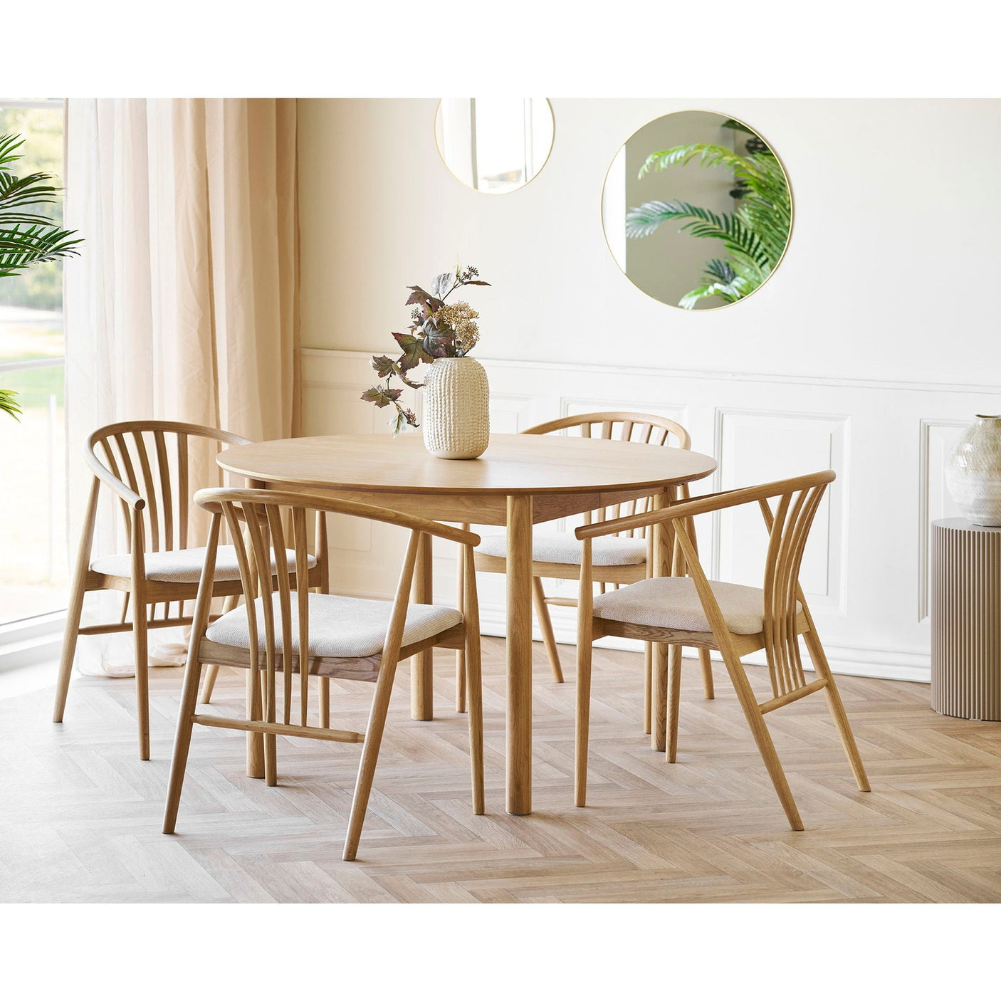 Agustin Spisestol House Nordic Varetype