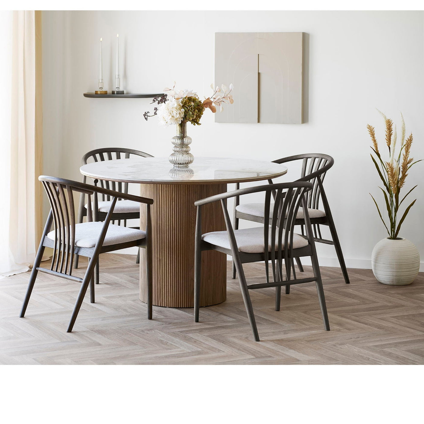 Agustin Spisestol House Nordic Varetype