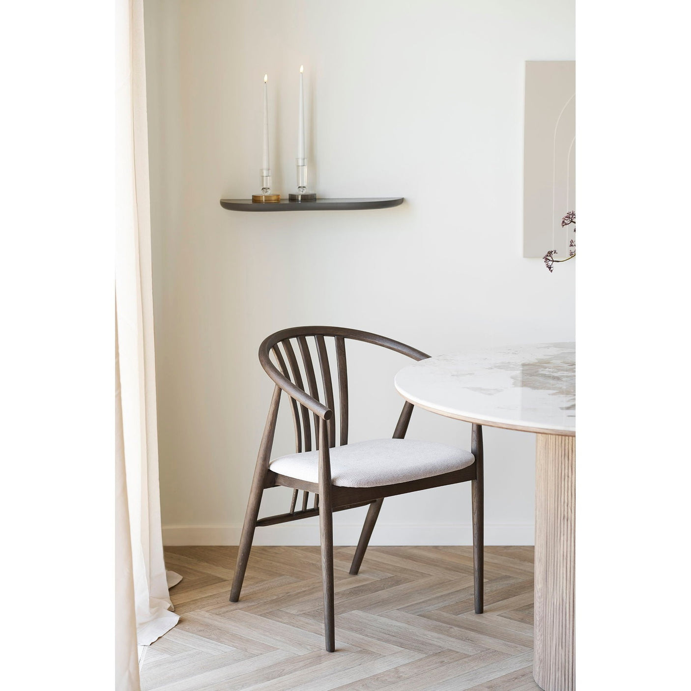 Agustin Spisestol House Nordic Varetype