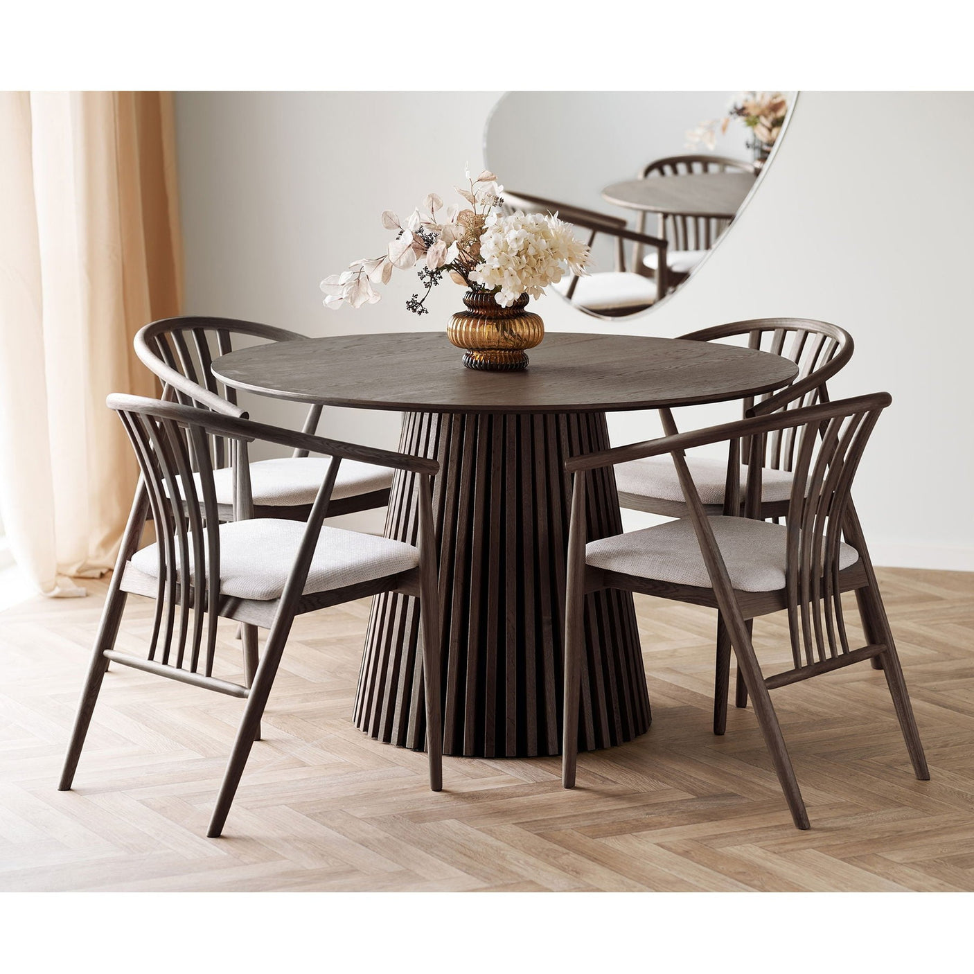 Agustin Spisestol House Nordic Varetype