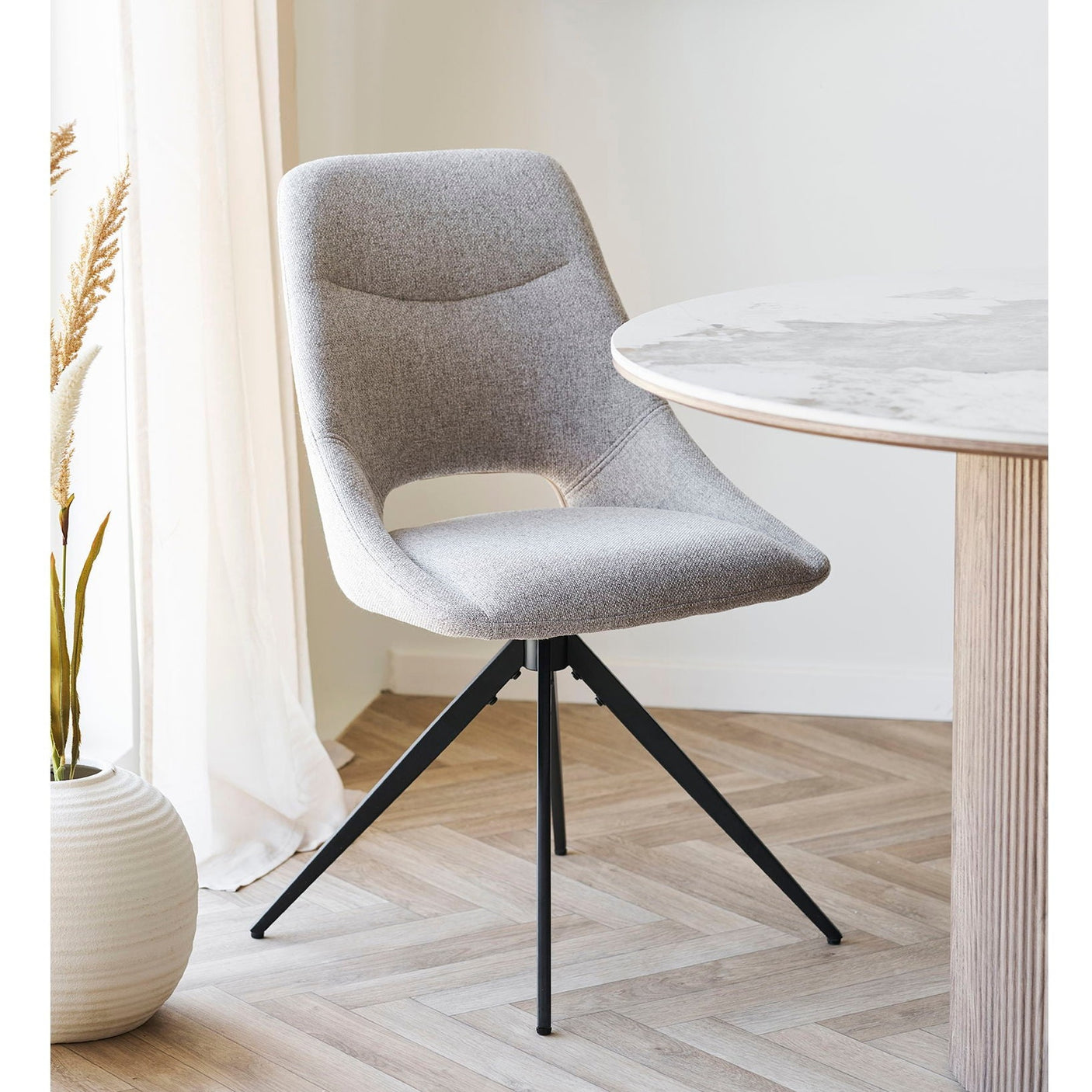 Dokka spisestol House Nordic Varetype