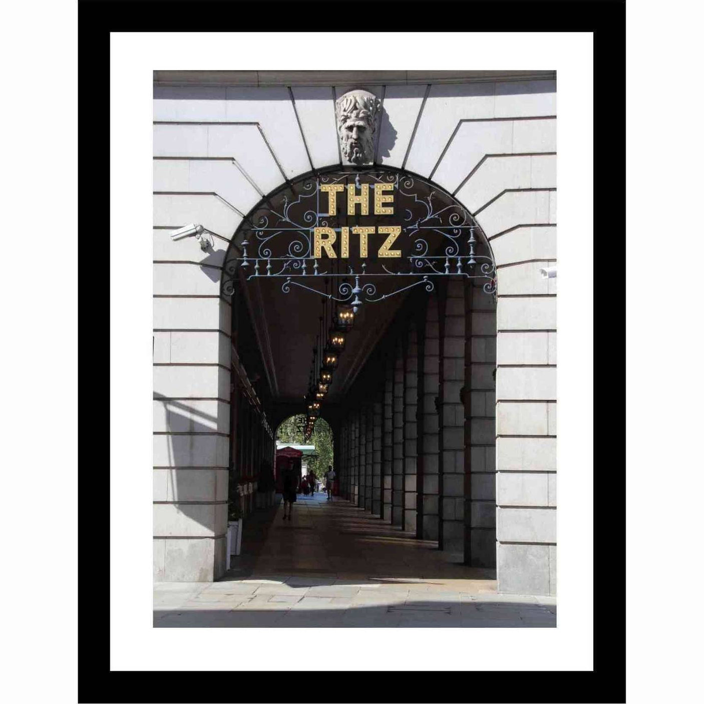 Glass picture w/frame Entrance of The Ritz 70cm x 90cm Homefactory
