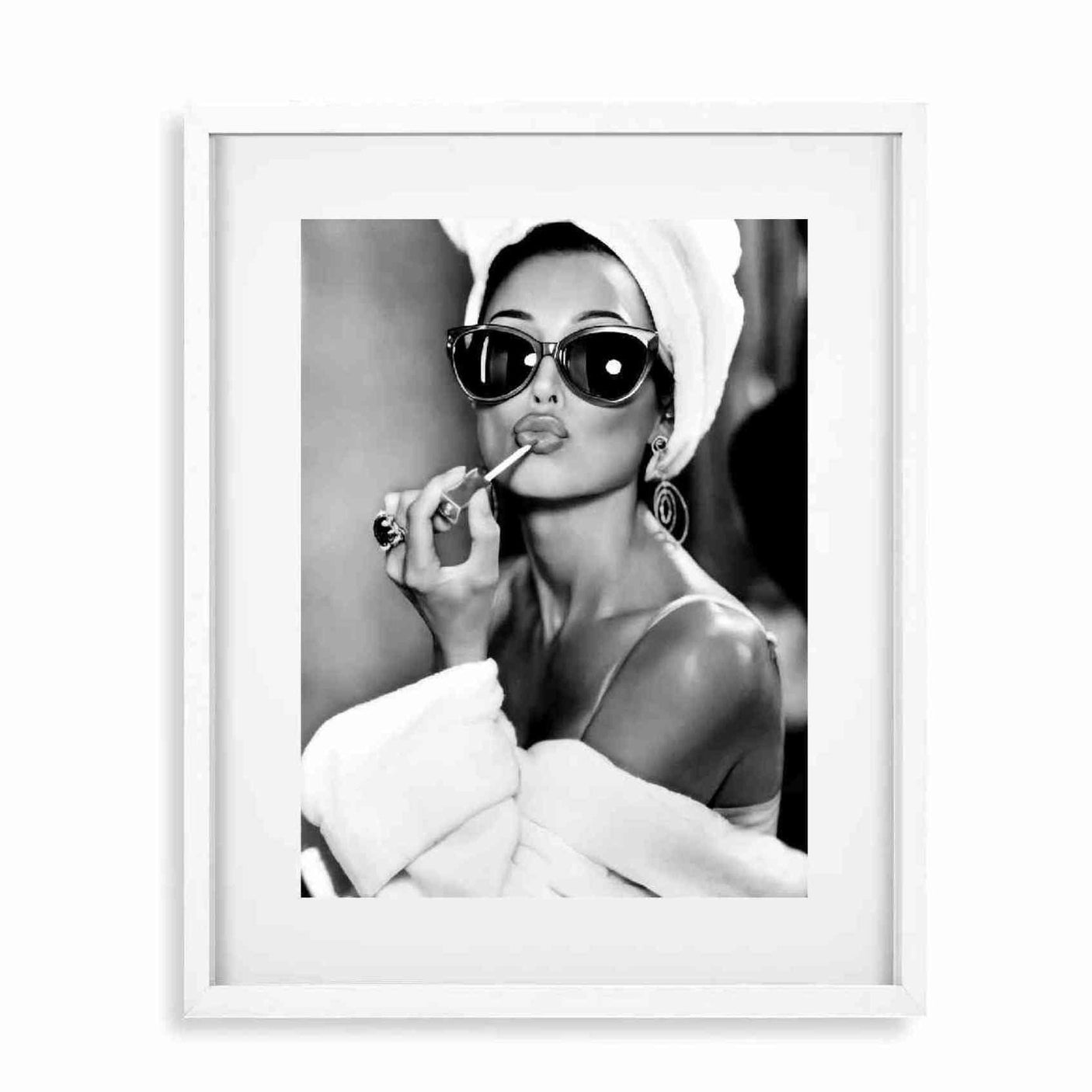 Glass Picture White smal Frame, Passepartout Audrey Hepburn Homefactory