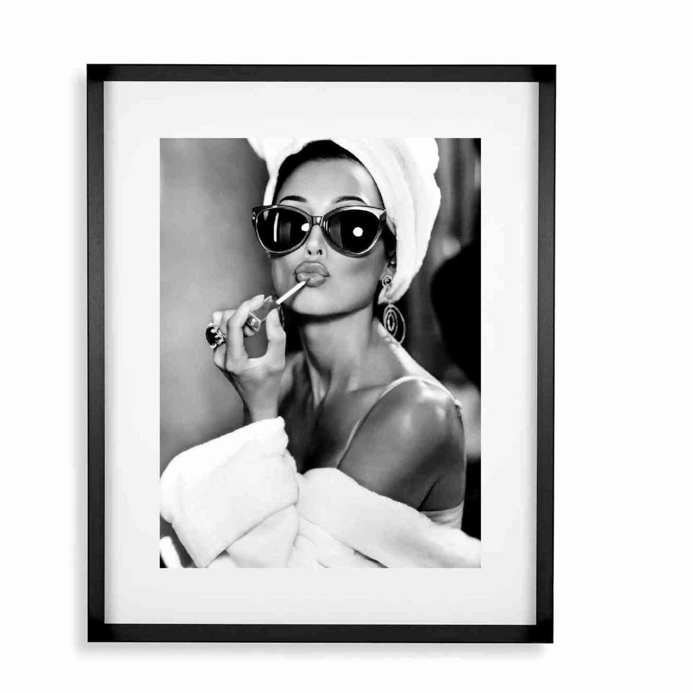 Black smal Frame, Passepartout 70cm x 90cm Audrey Hepburn Homefactory