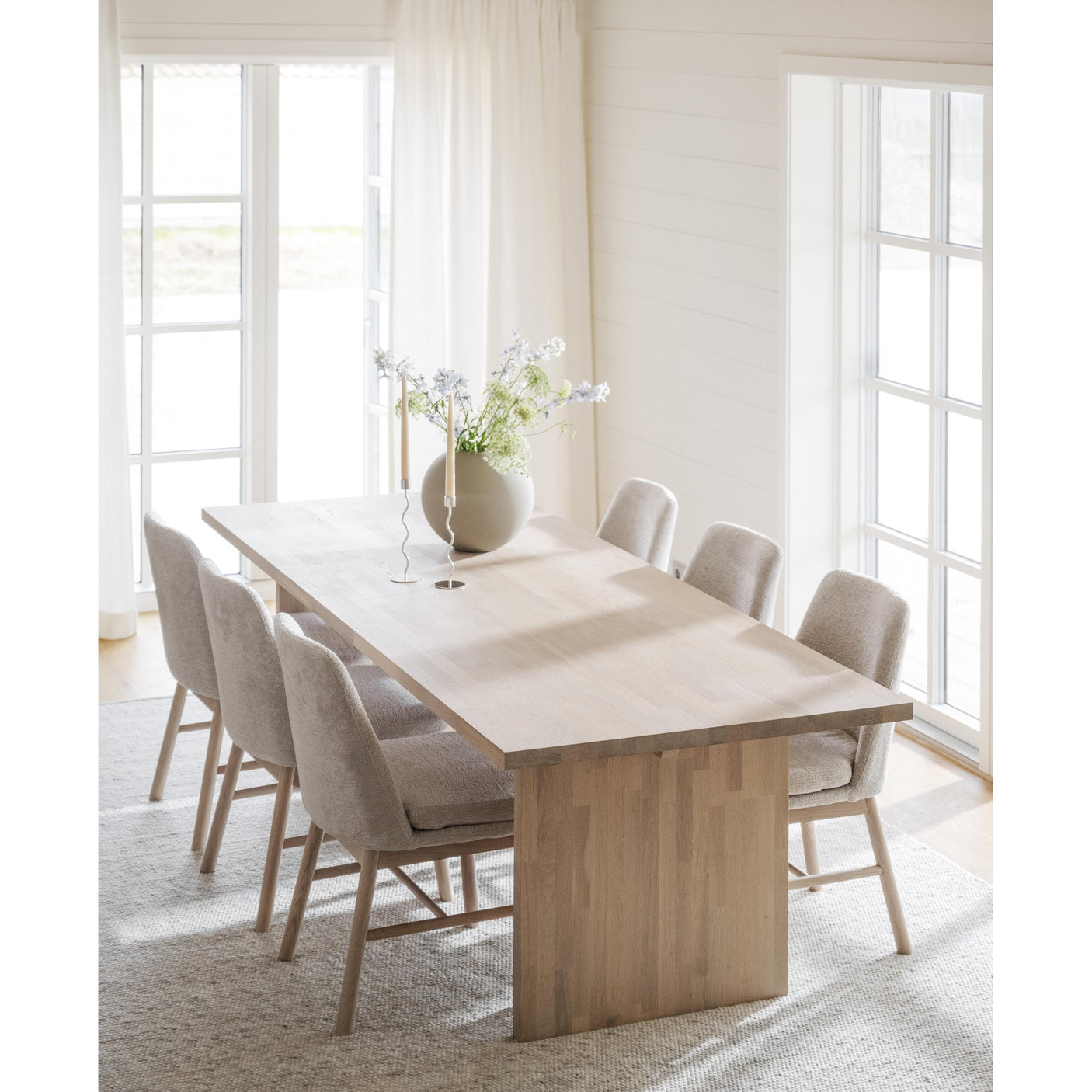 Emmett spisebord Rowico Spisebord