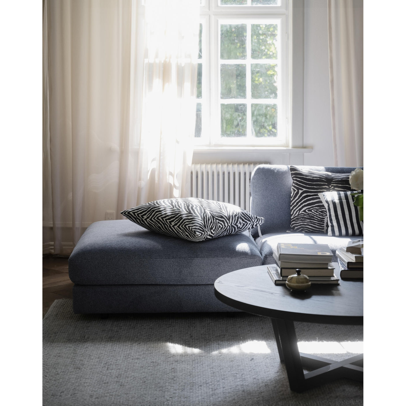 Duncan foot stool Rowico Sofa