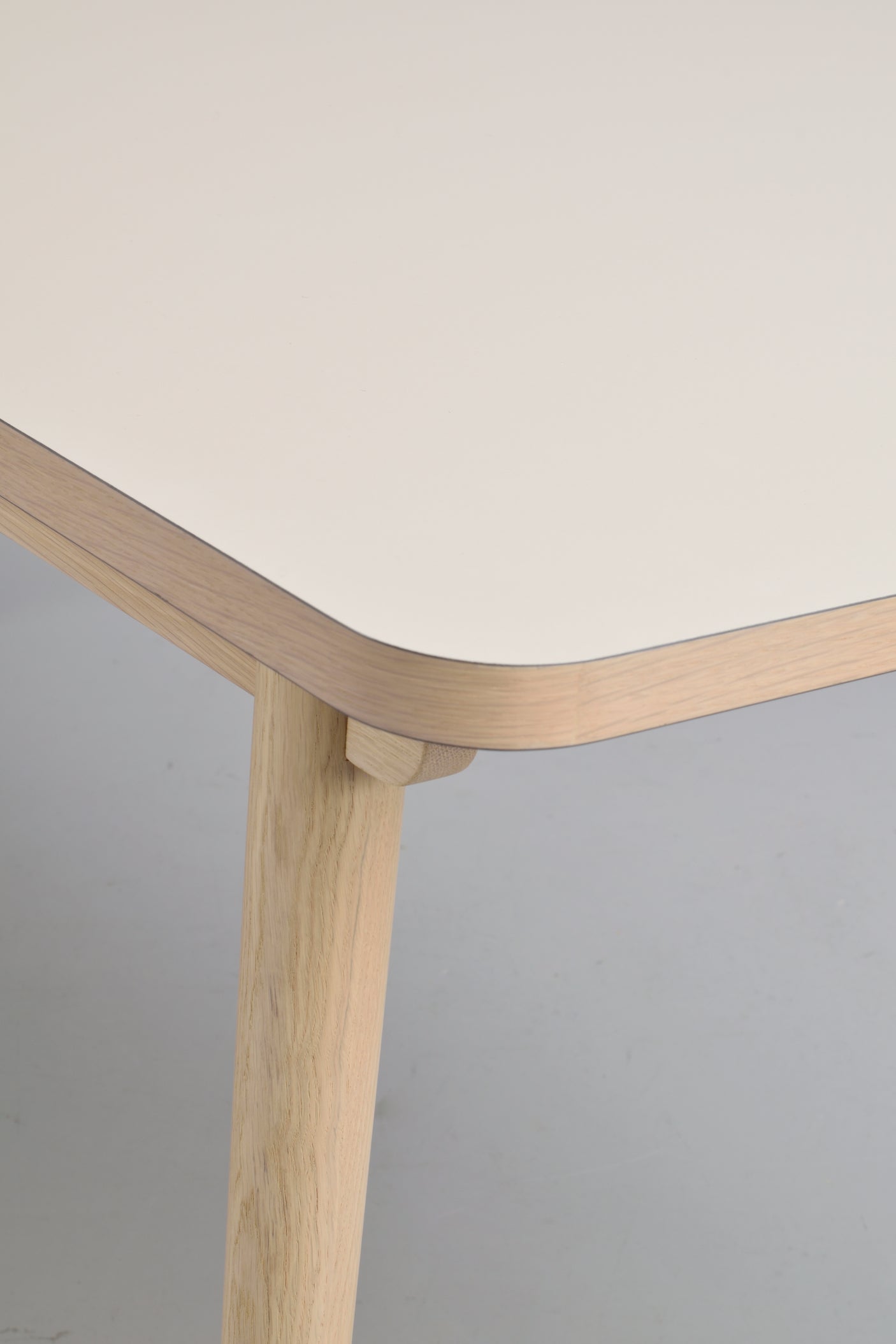 Fairmount spisebord 220x95 Rowico Spisebord