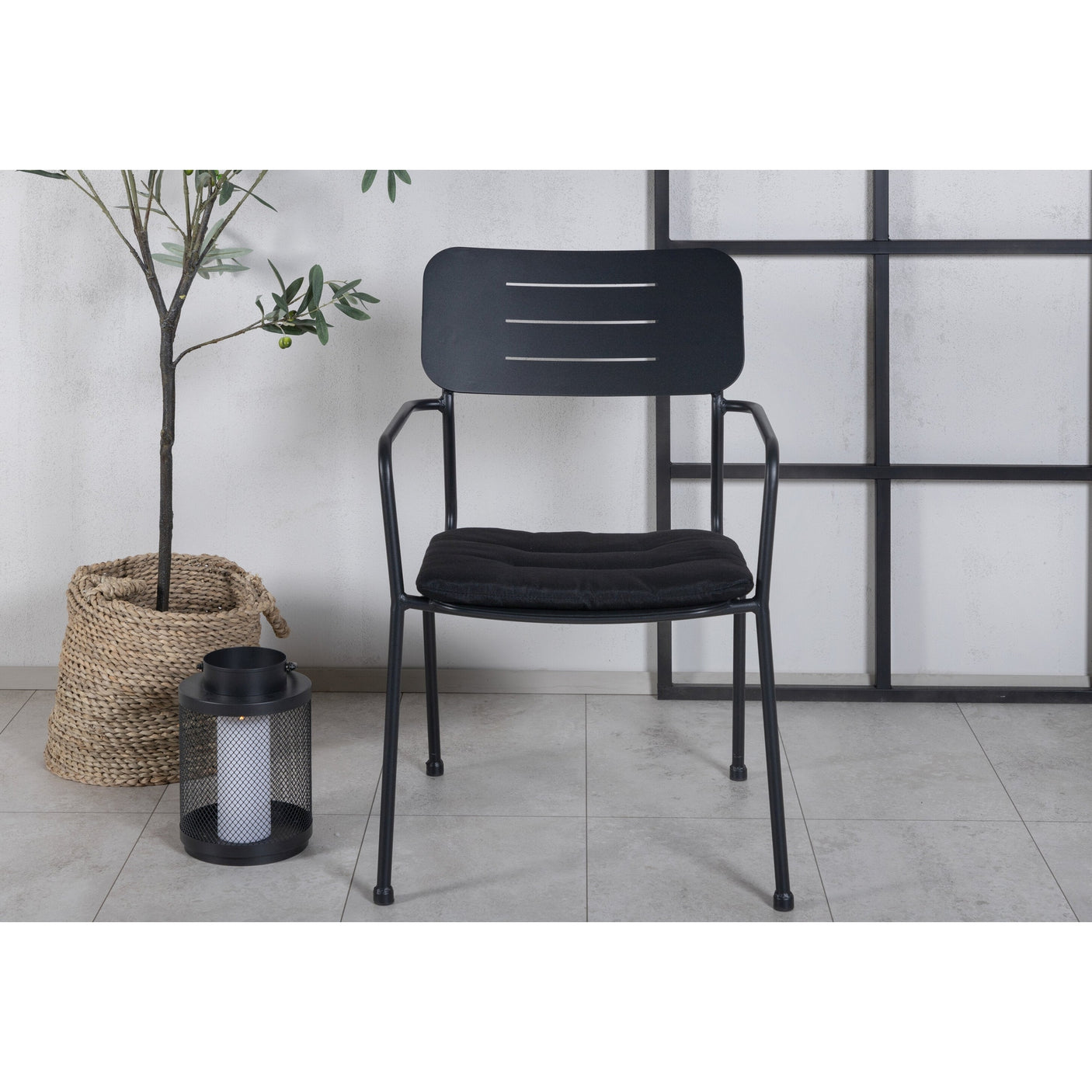 Nicke spisestol Venture Design Spisestol