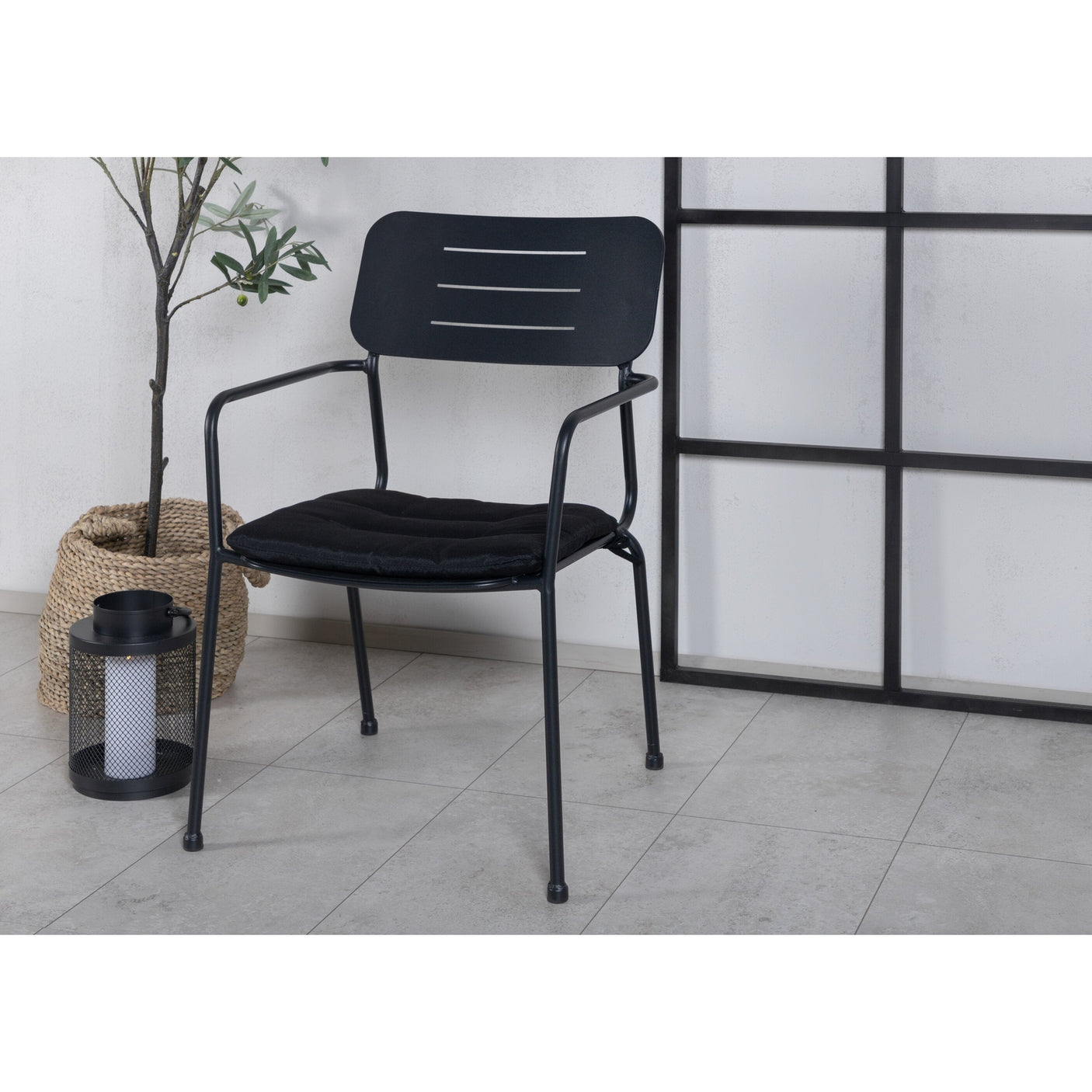 Nicke spisestol Venture Design Spisestol