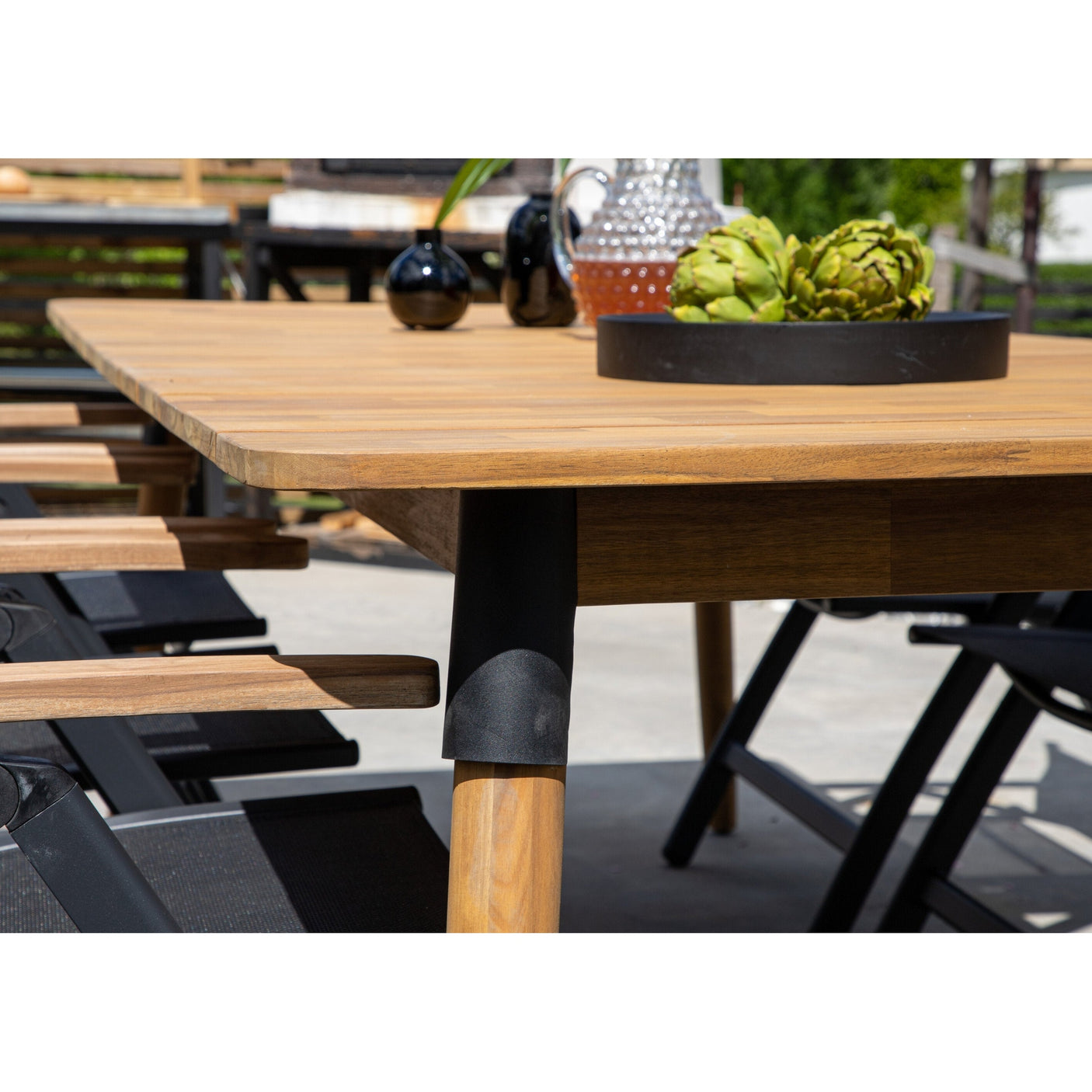 Julian Table Venture Design Spisebord