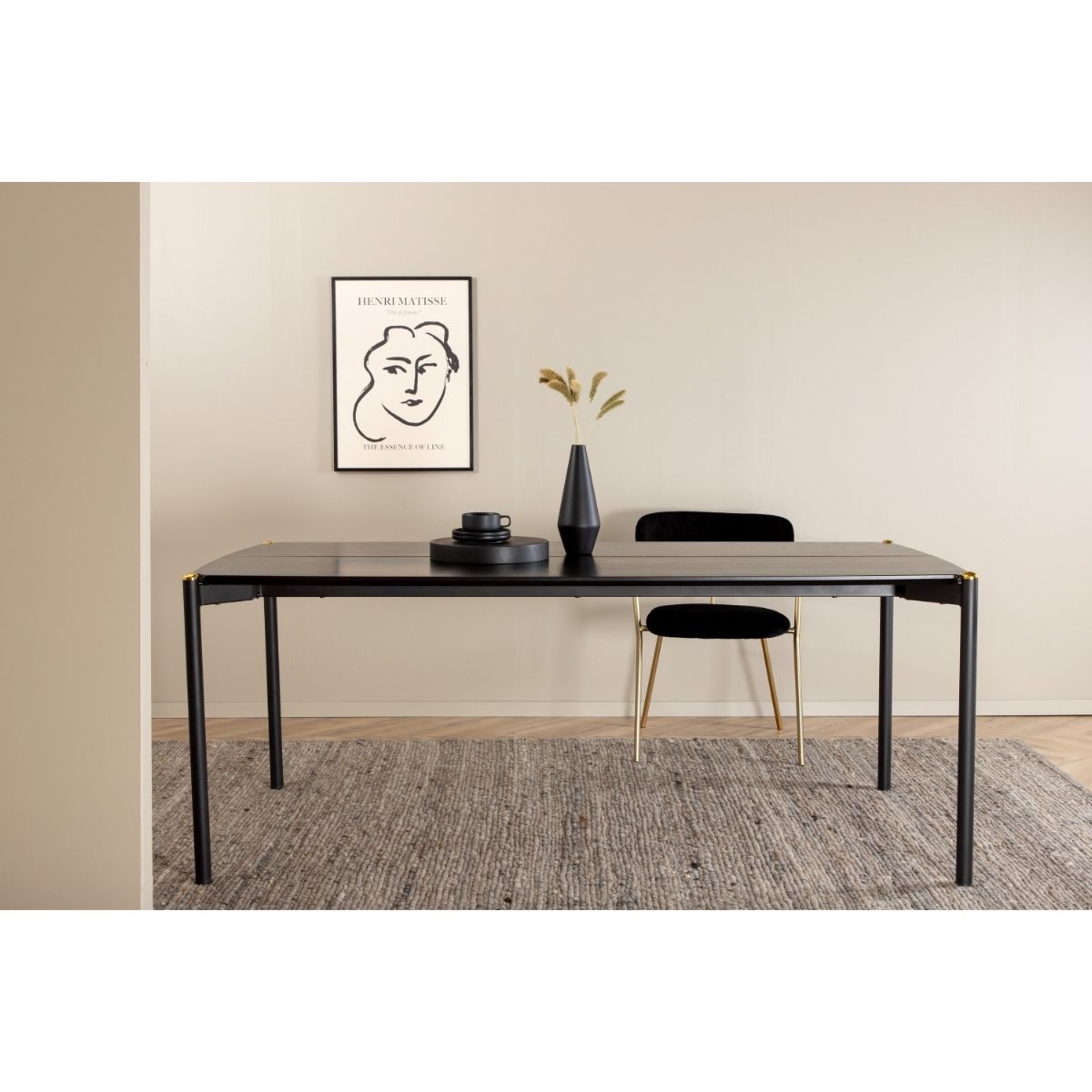 Pelle Table Venture Design Spisebord