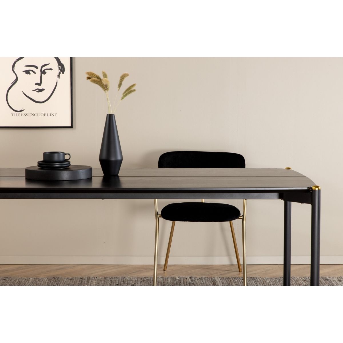 Pelle Table Venture Design Spisebord