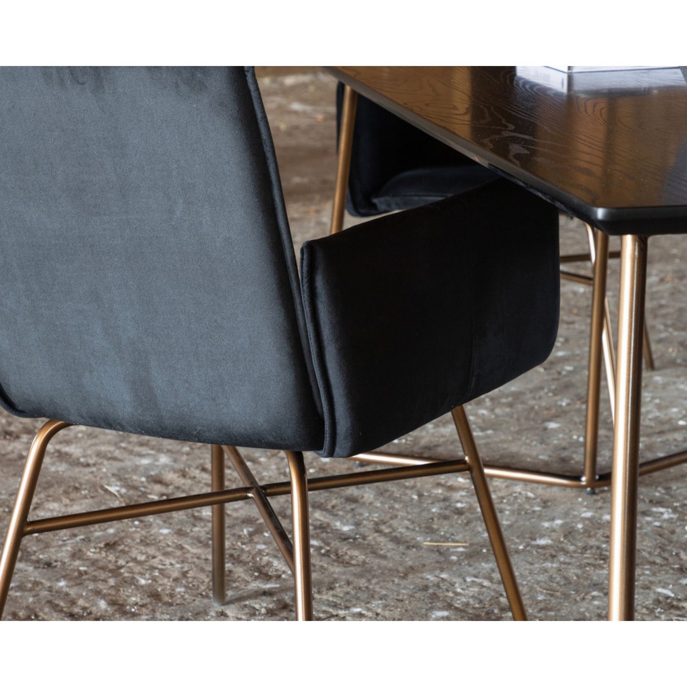Petra Table Venture Design Spisebord