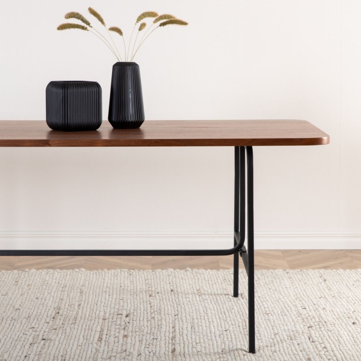 Uno Table Venture Design Spisebord