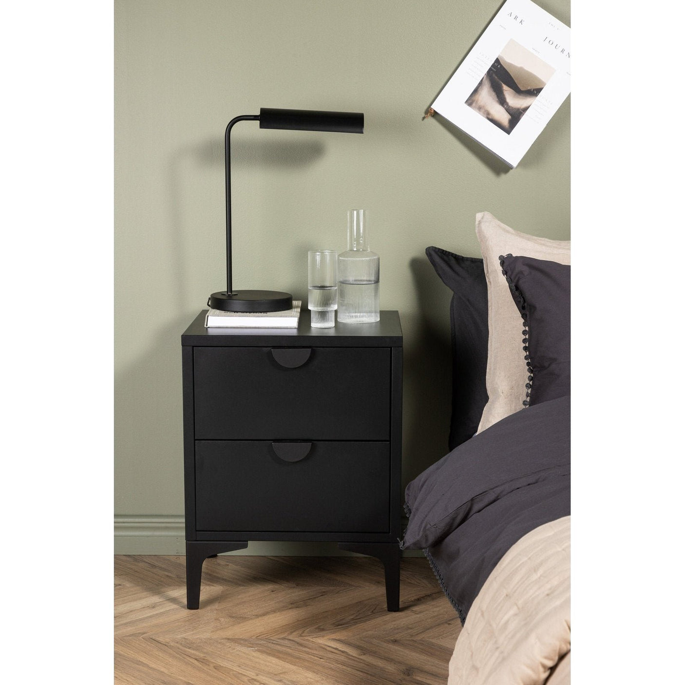 Piring 2-Skuff Venture Design nattbord