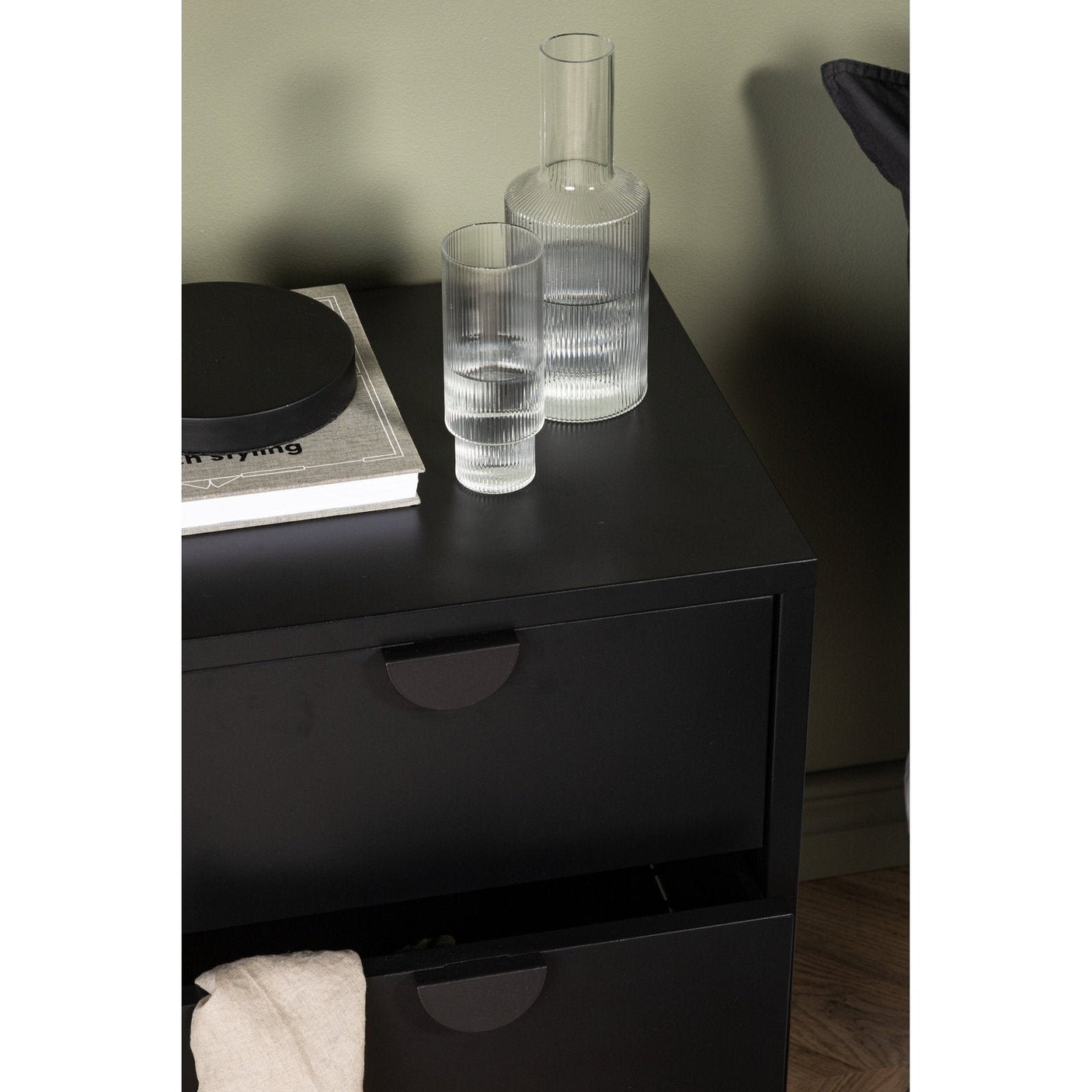 Piring 2-Skuff Venture Design nattbord