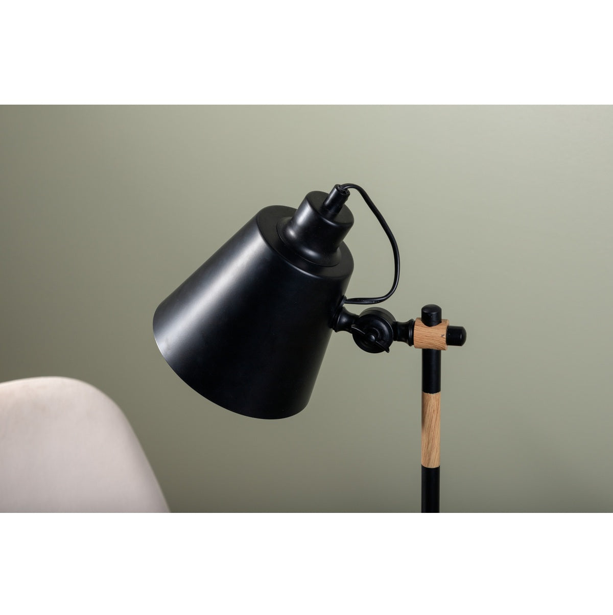 Skott Lighting Venture Design Gulvlampe