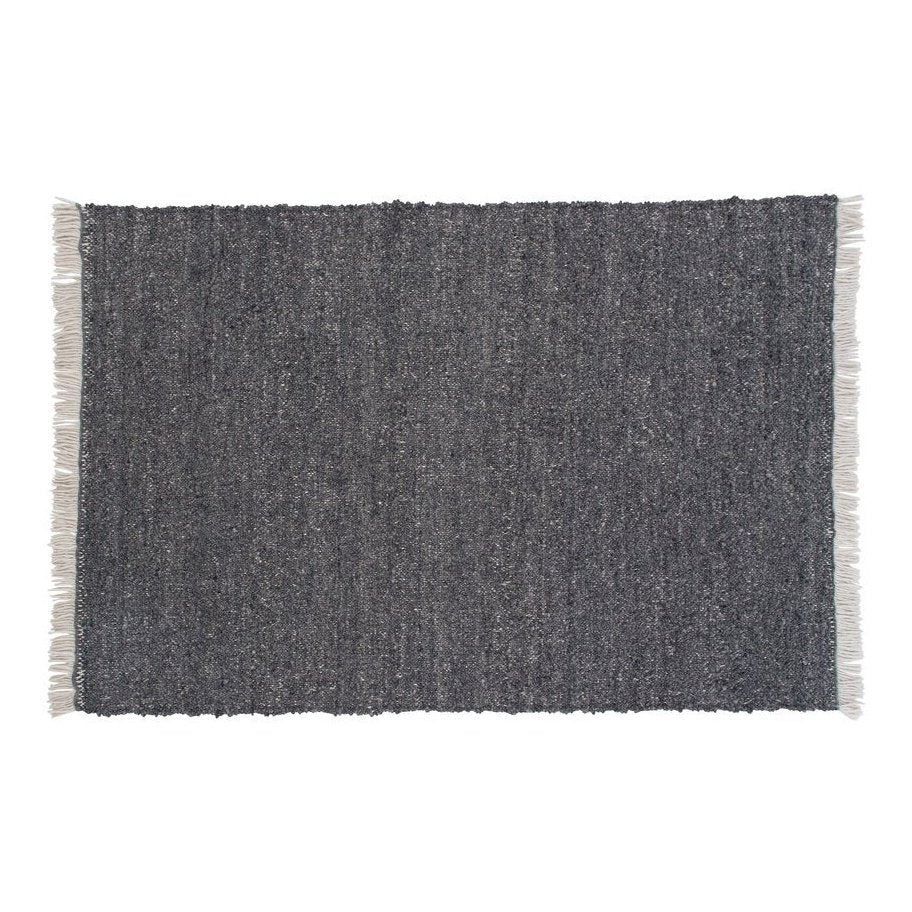 Betina ullteppe 300x400 Venture Design Teppe