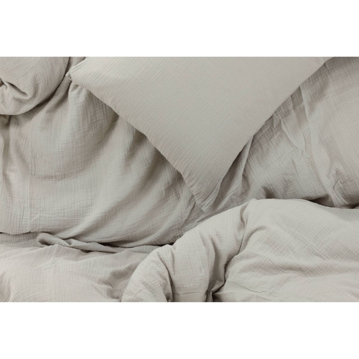Mila Bed Set Venture Design Seng