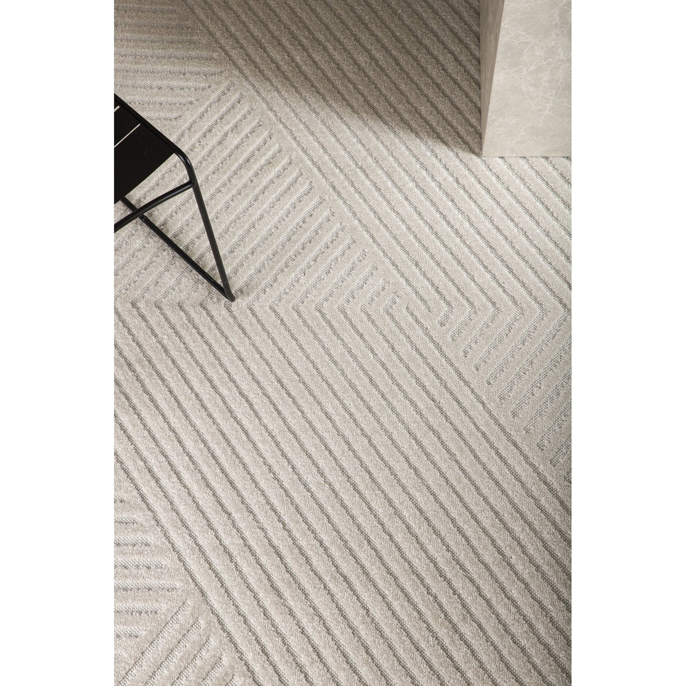 Aron Solar 340x240 Venture Design Teppe