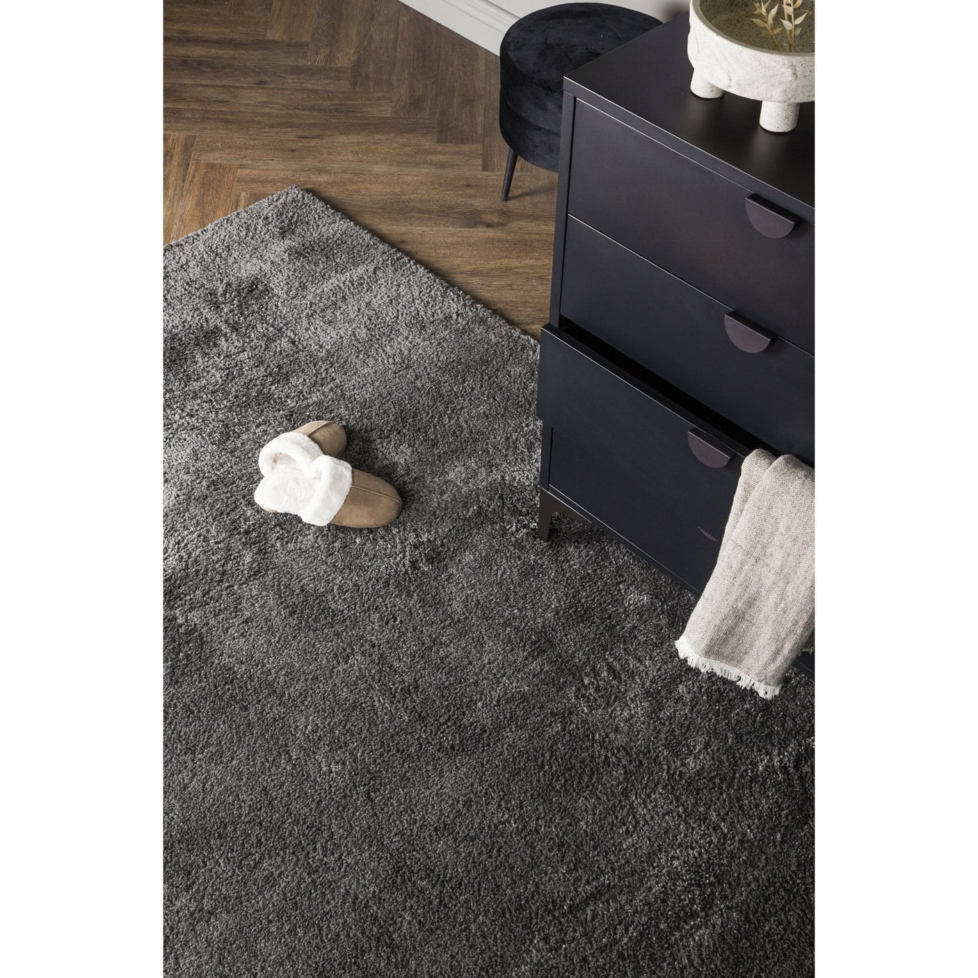 Walter teppe 290x200 Venture Design Teppe