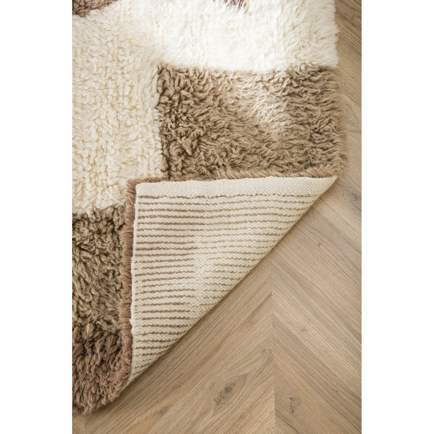 Nestor teppe 300x200 Venture Design Teppe