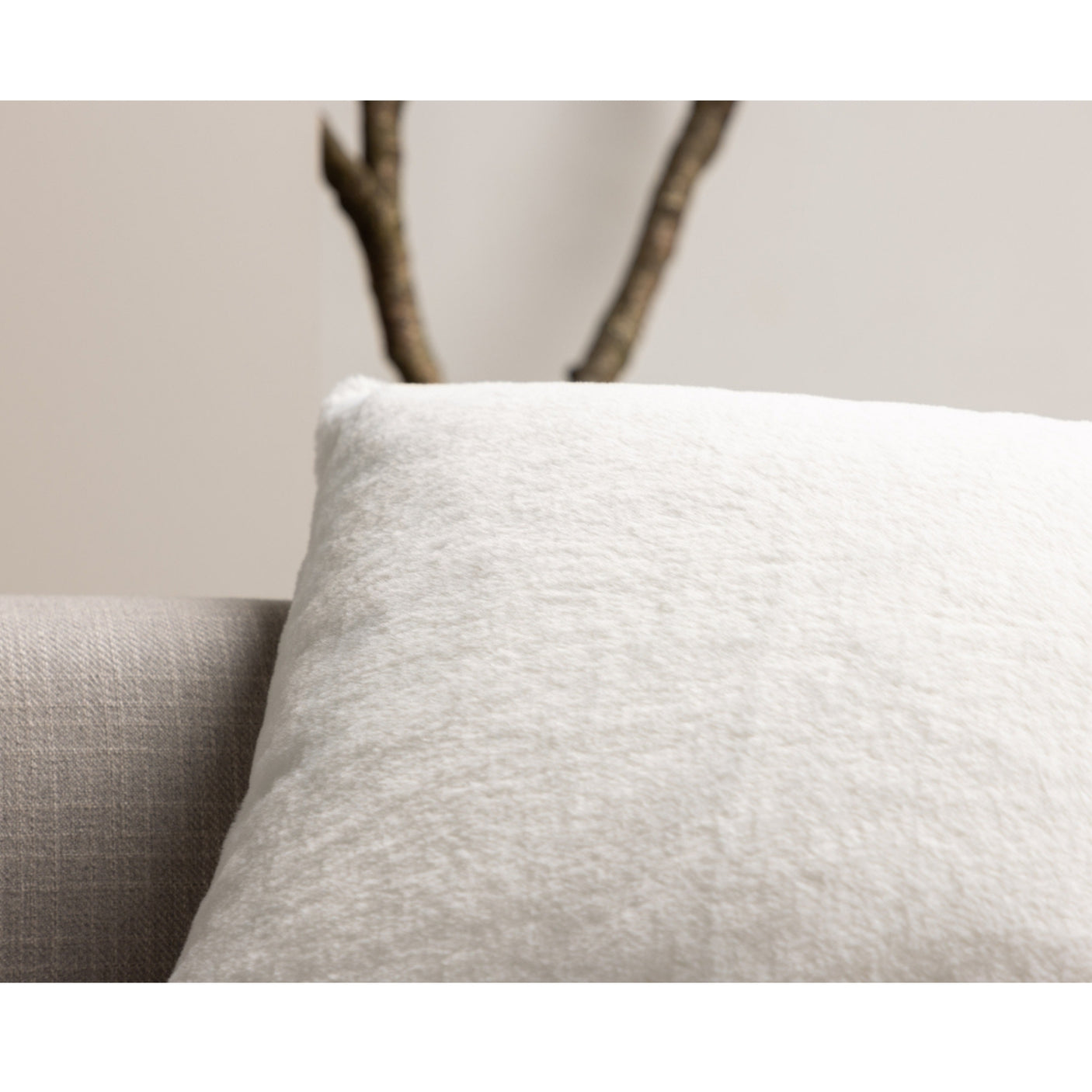 Tyra Cushion Cover