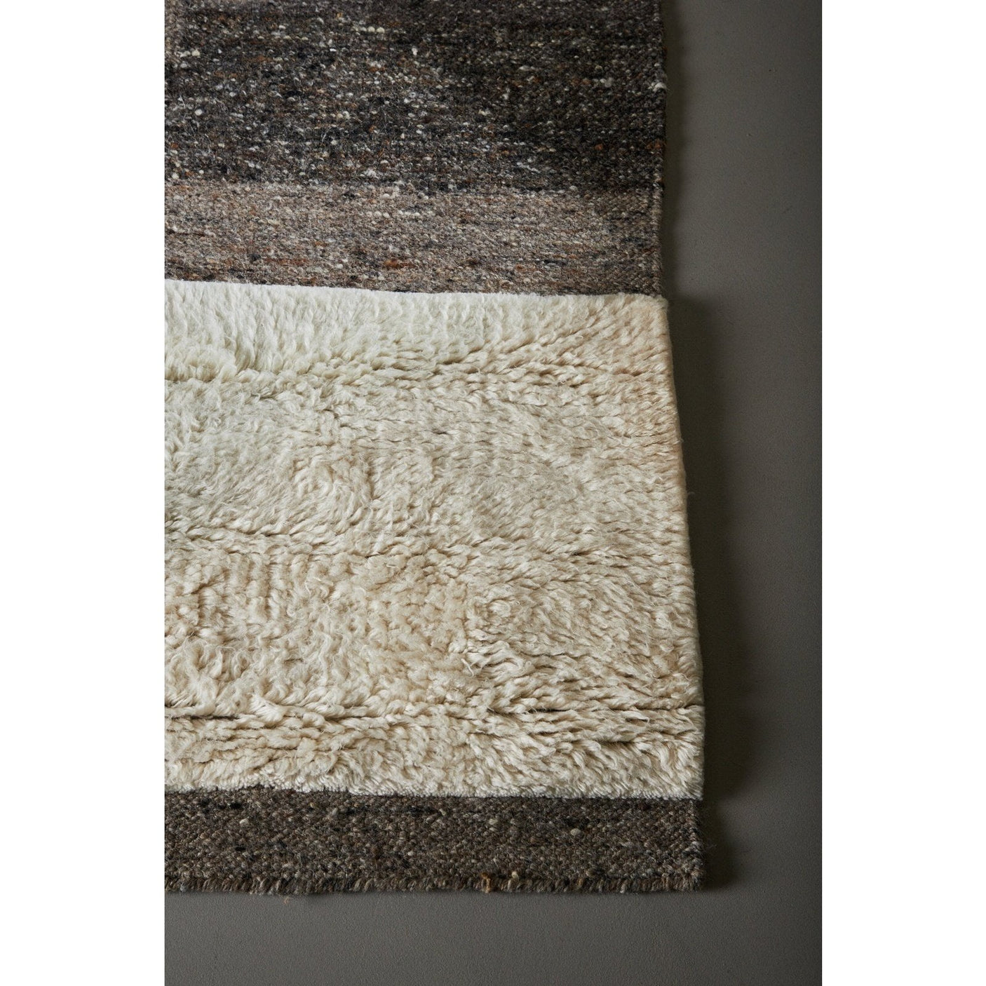 Vincent teppe 230x160 Venture Design Teppe