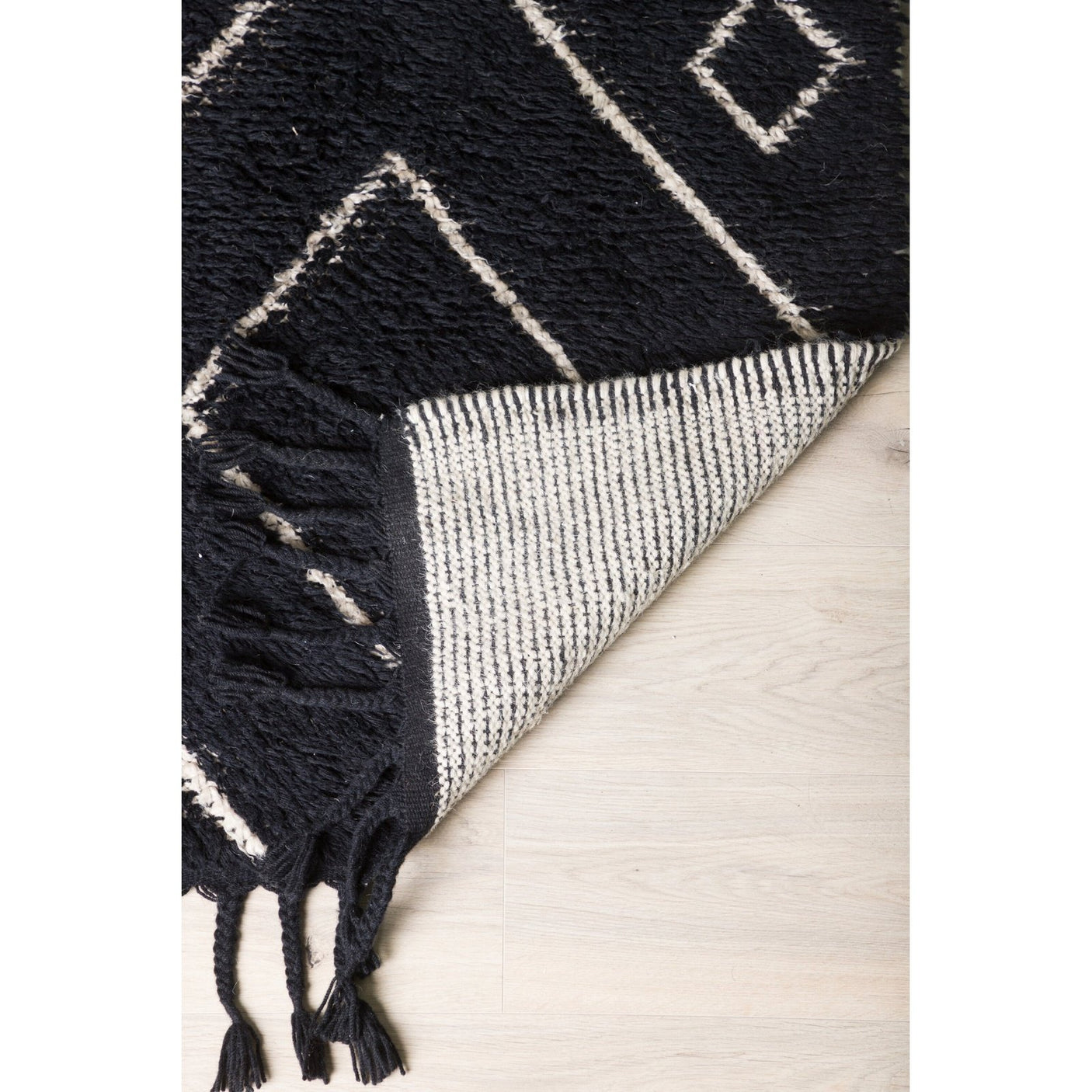 David teppe 230x160 Venture Design Teppe