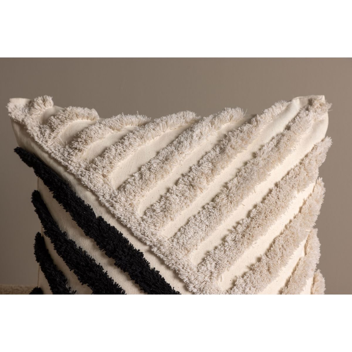 Zara Cushion Cover Venture Design Pute