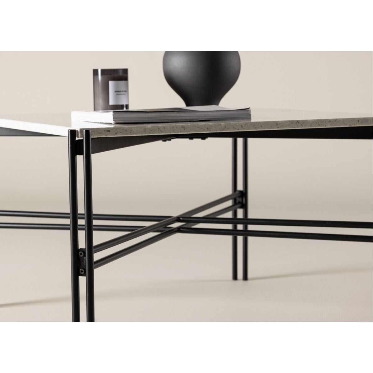 Razzia Sofa Table Venture Design Sofabord