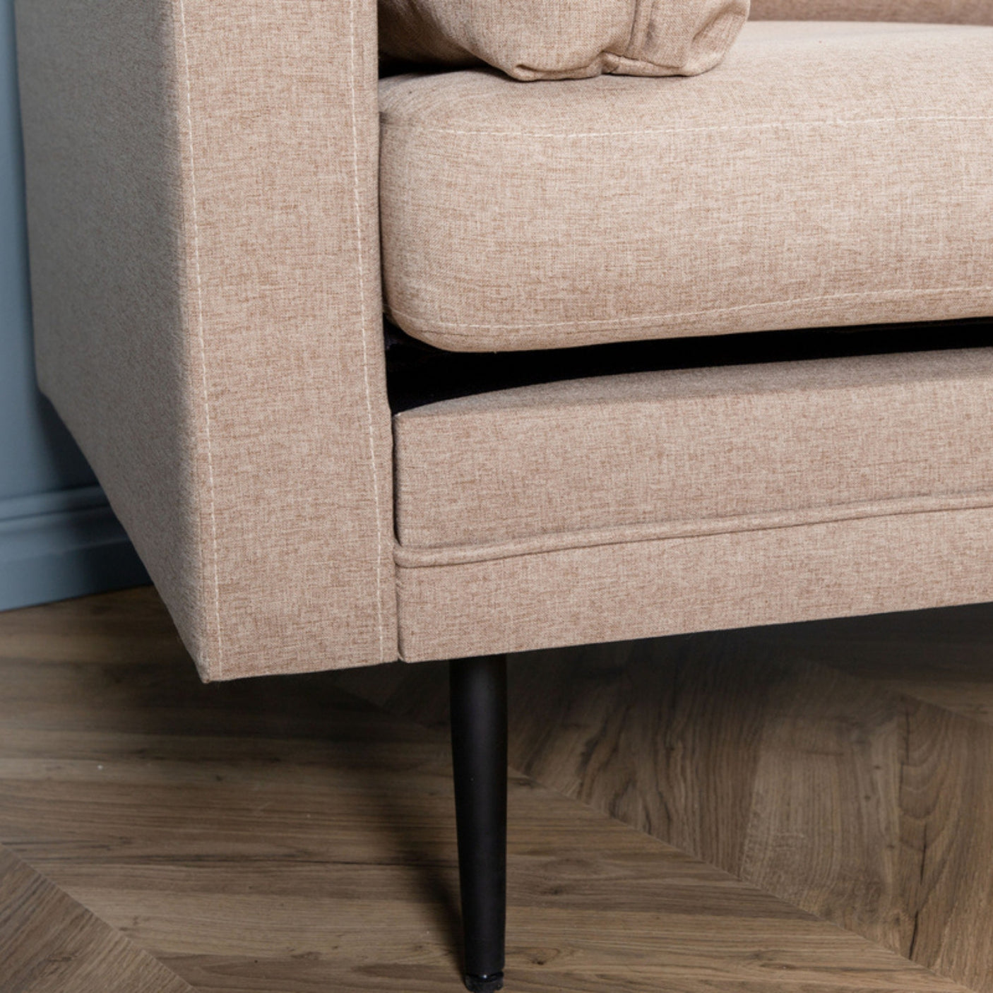 Boom Armchair
