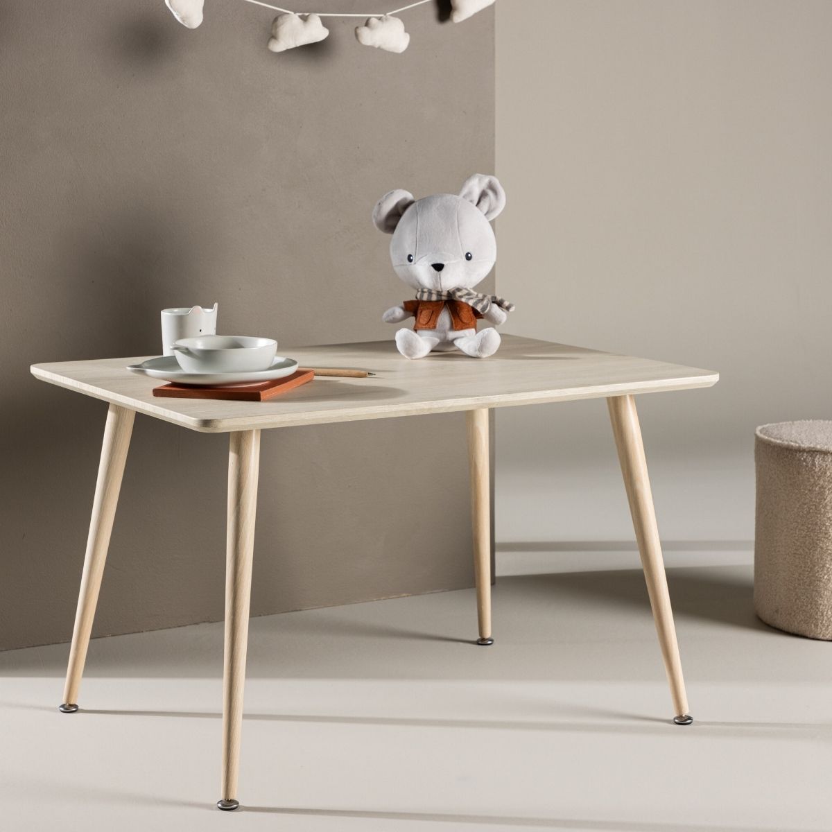 Polar Kids Table Venture Design Diverse