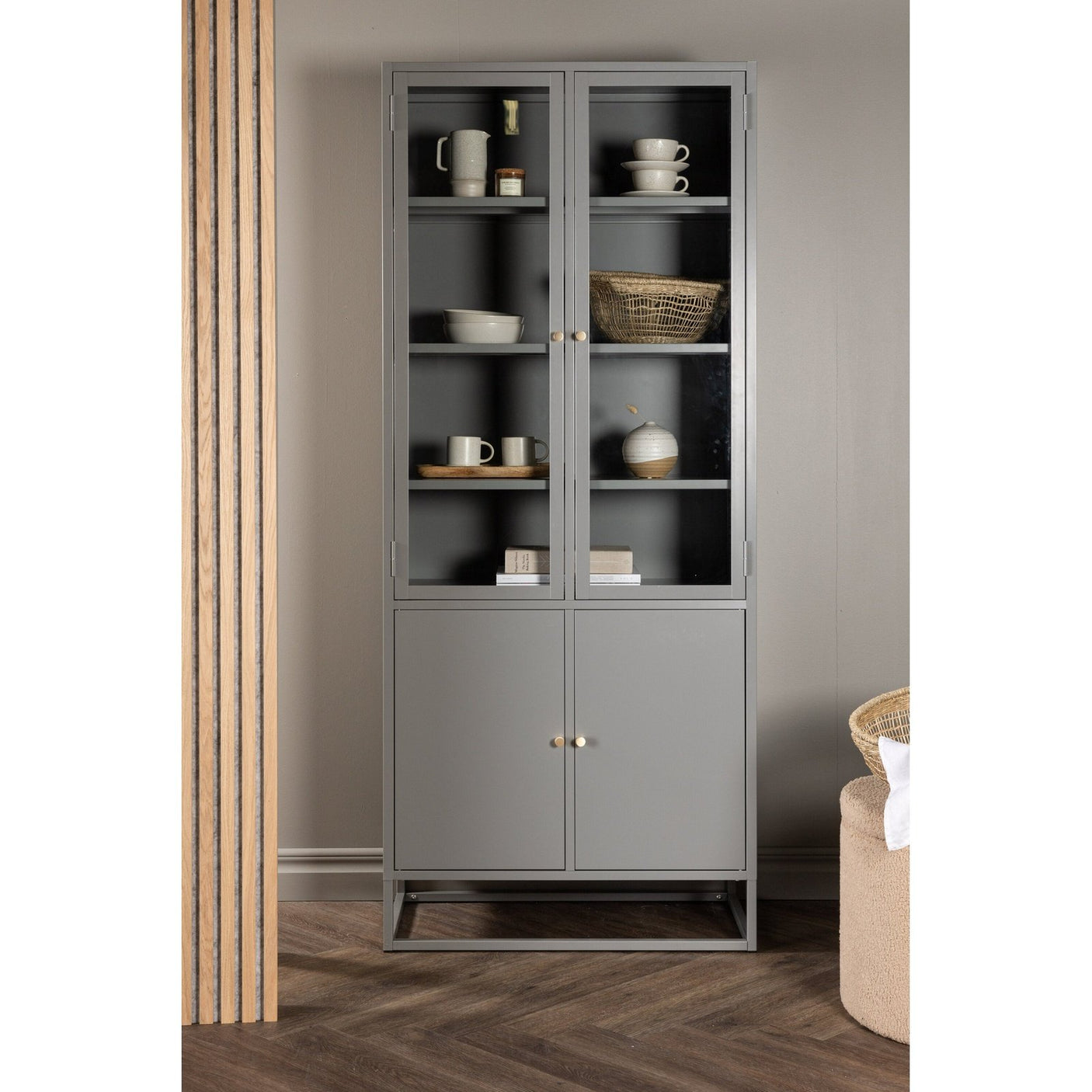 Bakal Vitrineskap Venture Design Vitrineskap