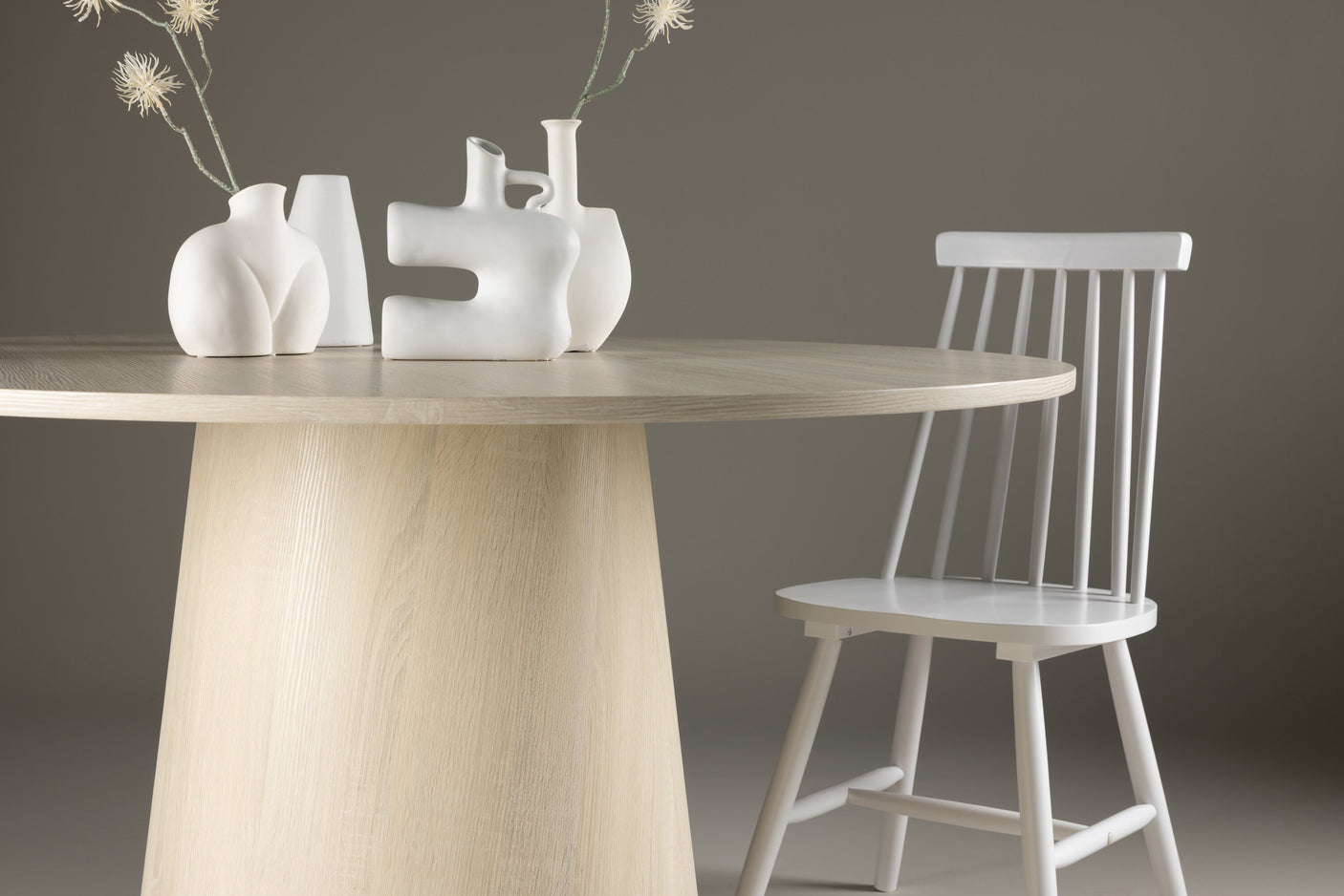 Lanzo Spisebord Venture Design Rundt spisestuebord