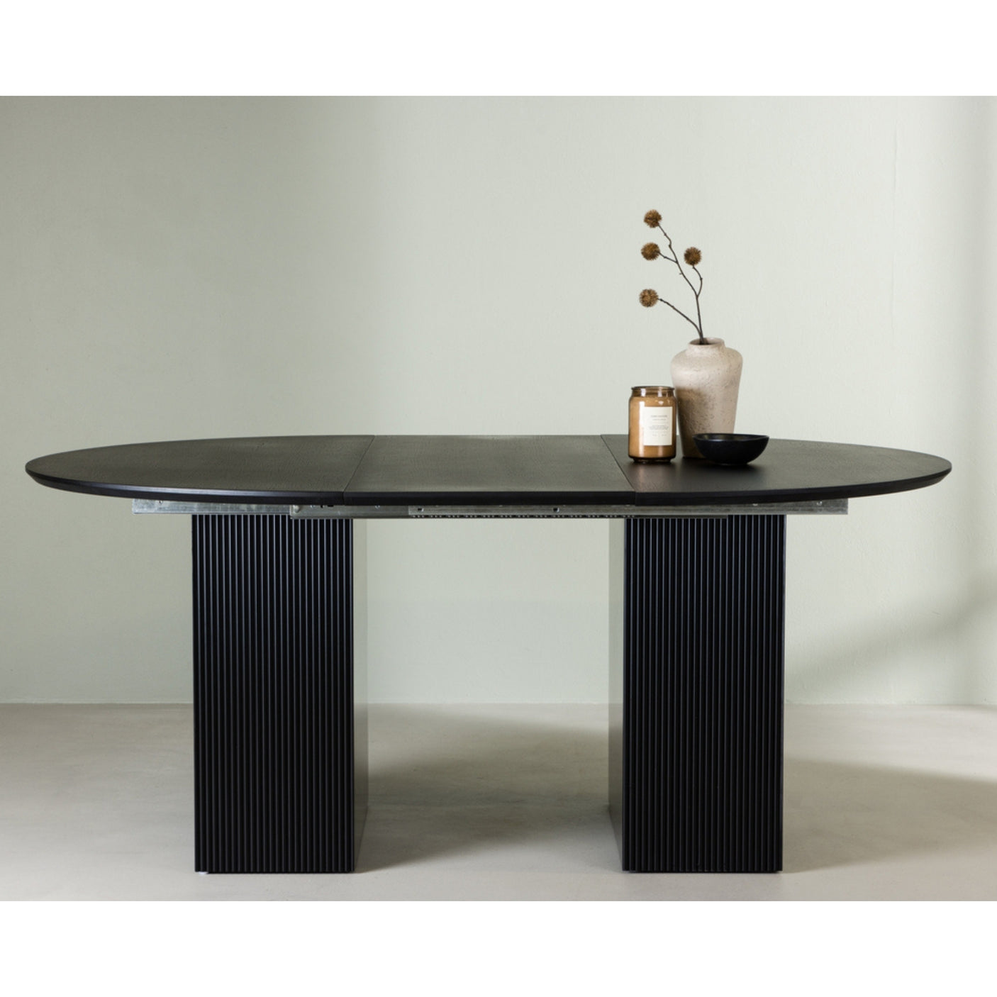 Matilda Dining Table Venture Design Spisebord