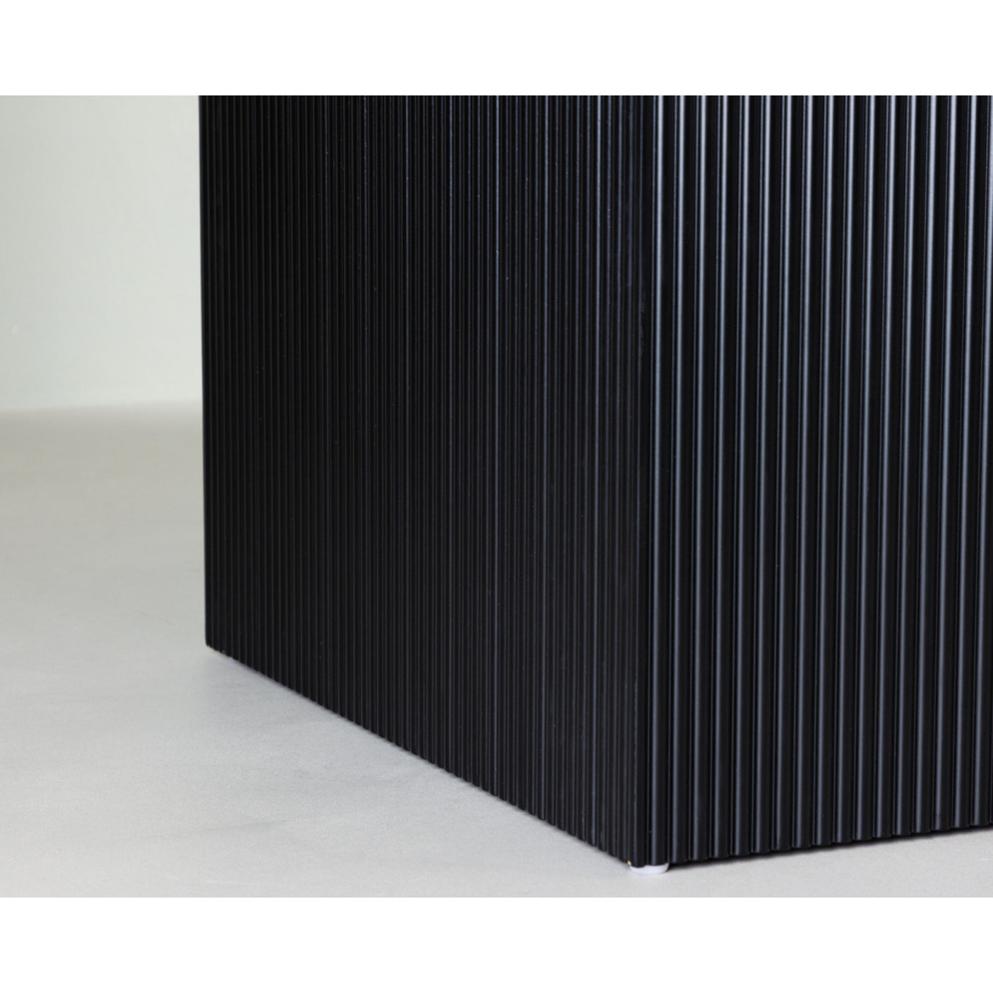Matilda Dining Table Venture Design Spisebord