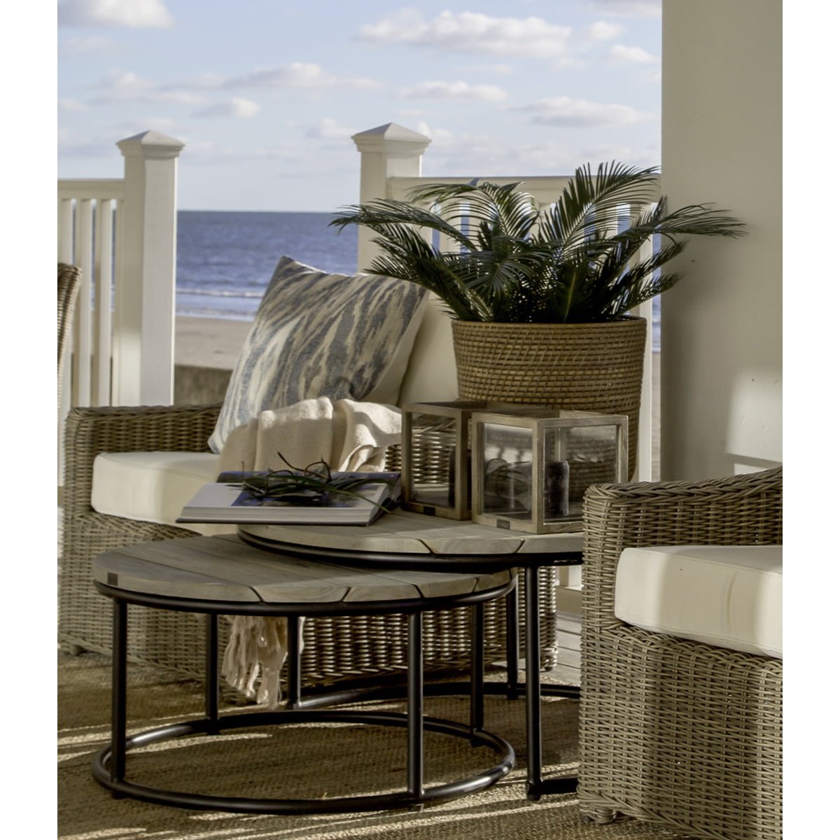 ANSON - utendørs settbord rundt Artwood Sofabord