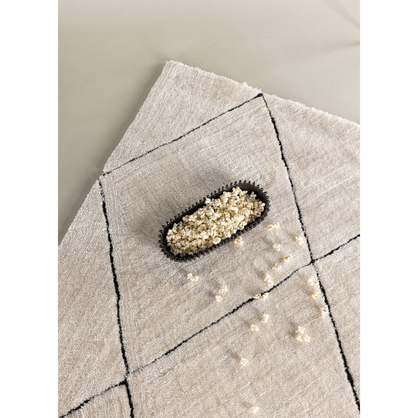 Patrik teppe 290x200 Venture Design Teppe