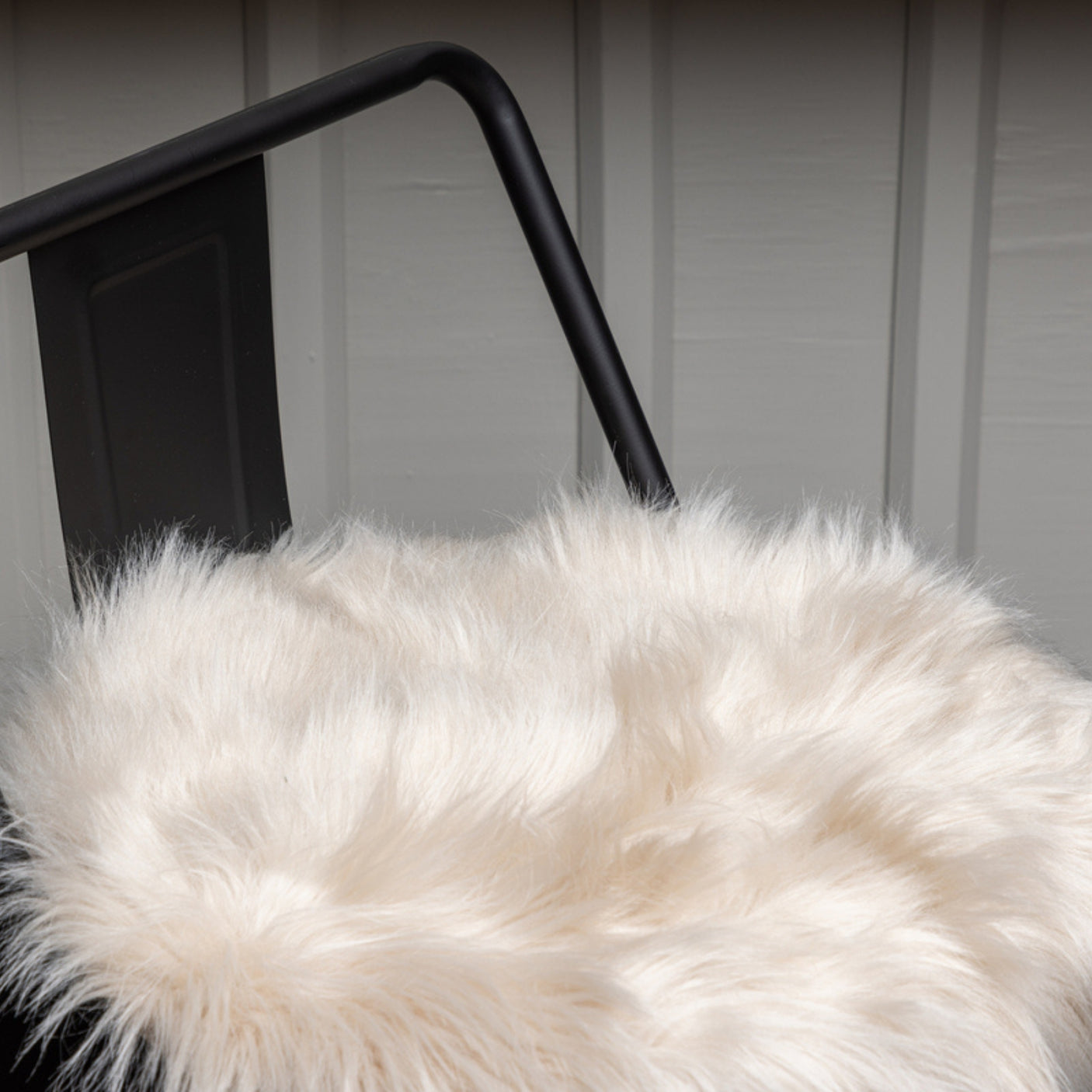 Katy Cushion Venture Design Pute
