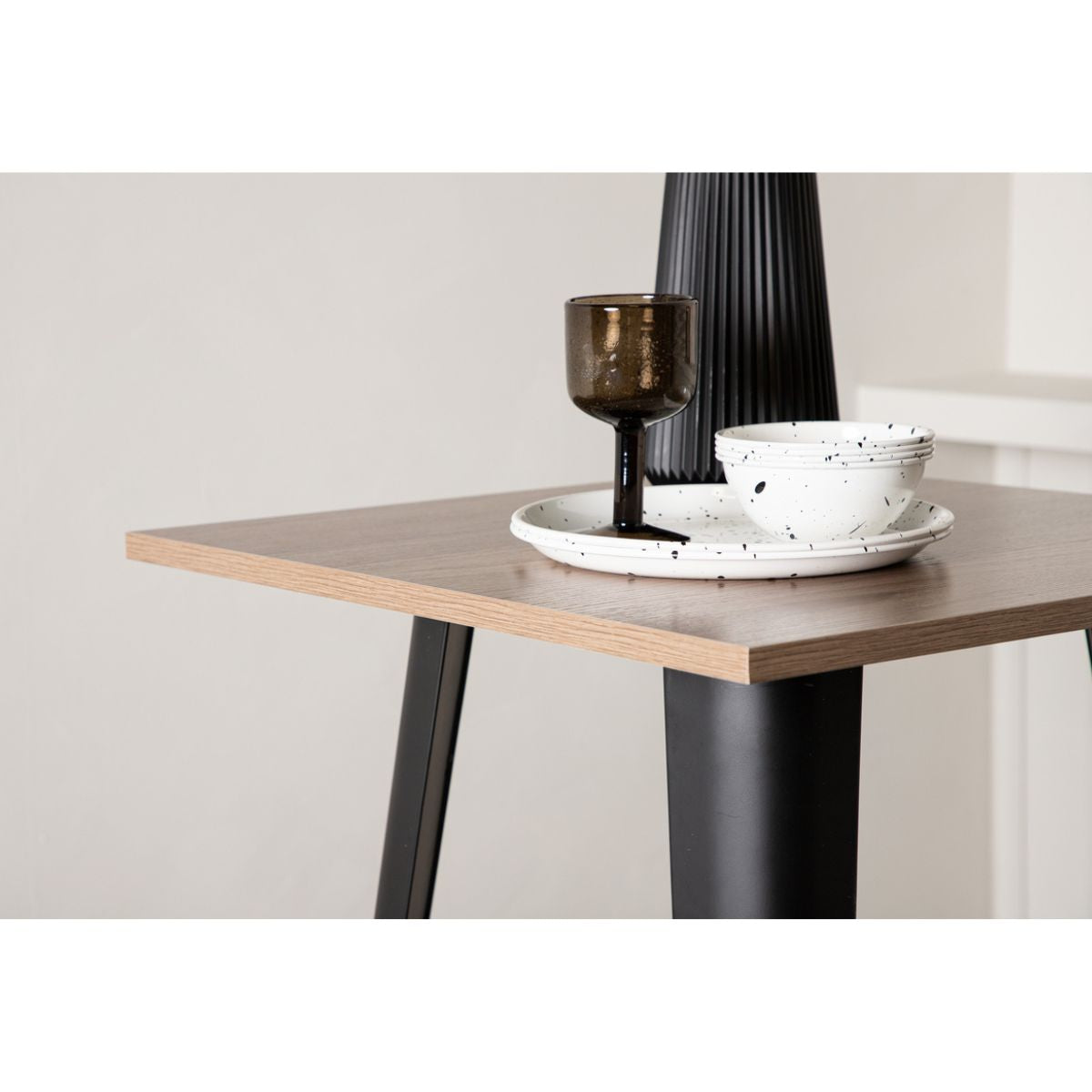 Tempe Table Venture Design Spisebord