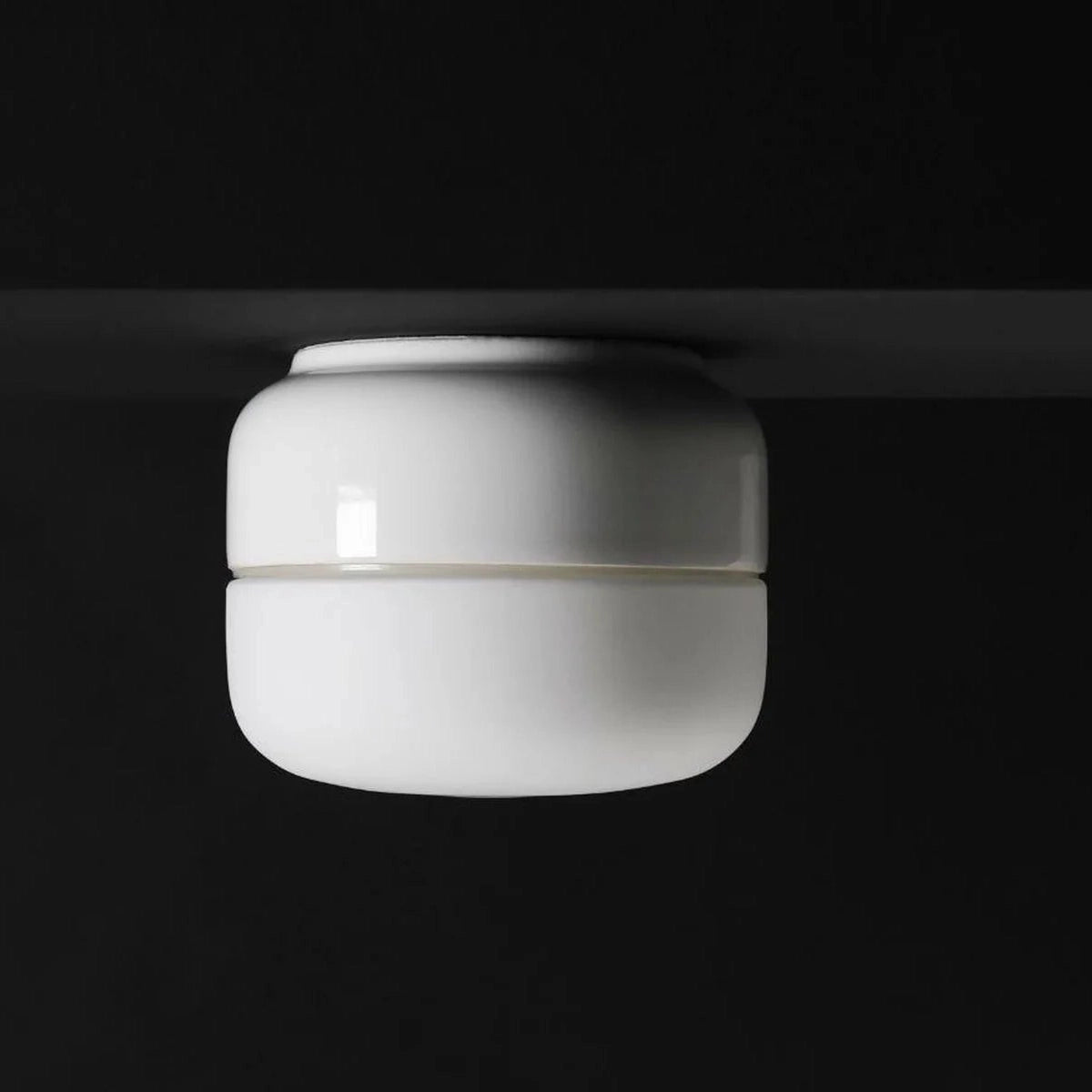 Ohm 140/115 Taklampe/Vegglampe LED IP44 Ifö Electric AB Vegglampe