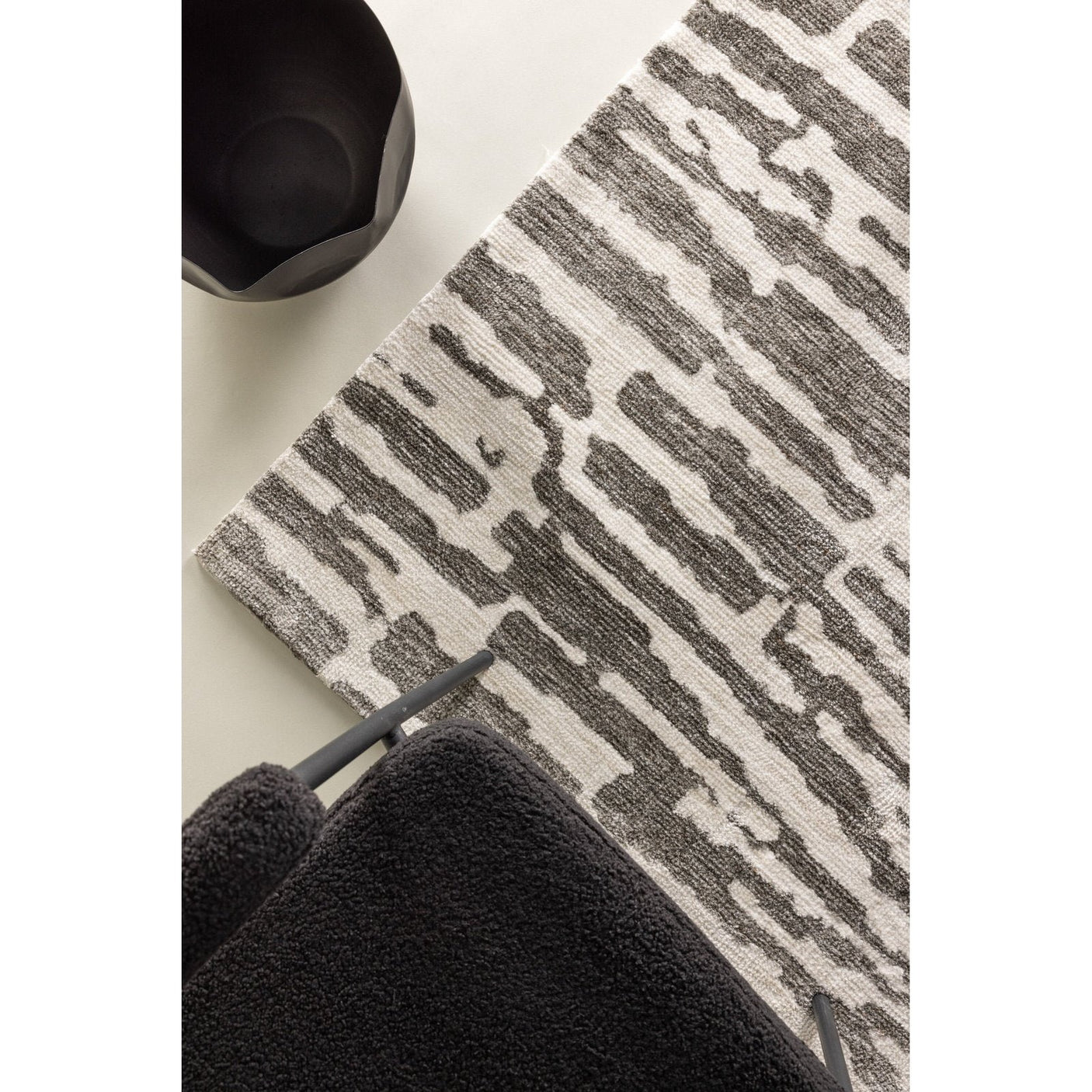 Milos teppe 290x200 Venture Design Teppe