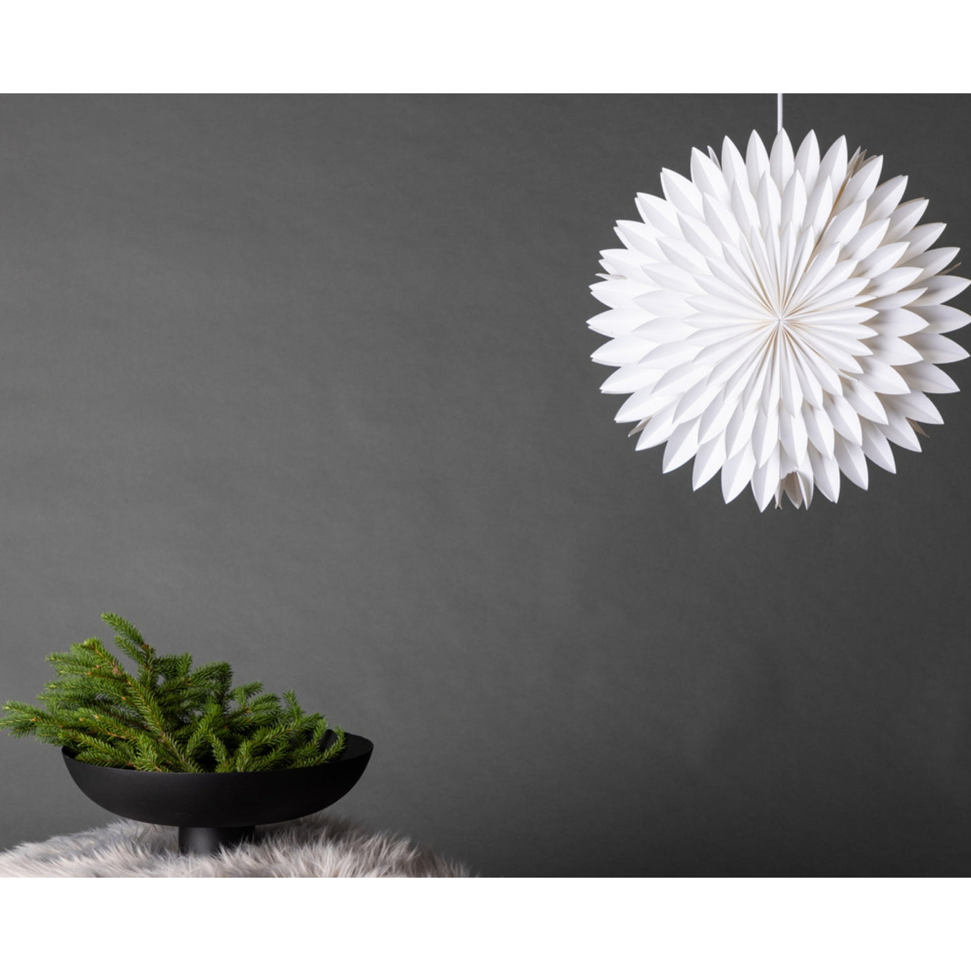 Storlien Pendant Lamp Venture Design Julebelysning