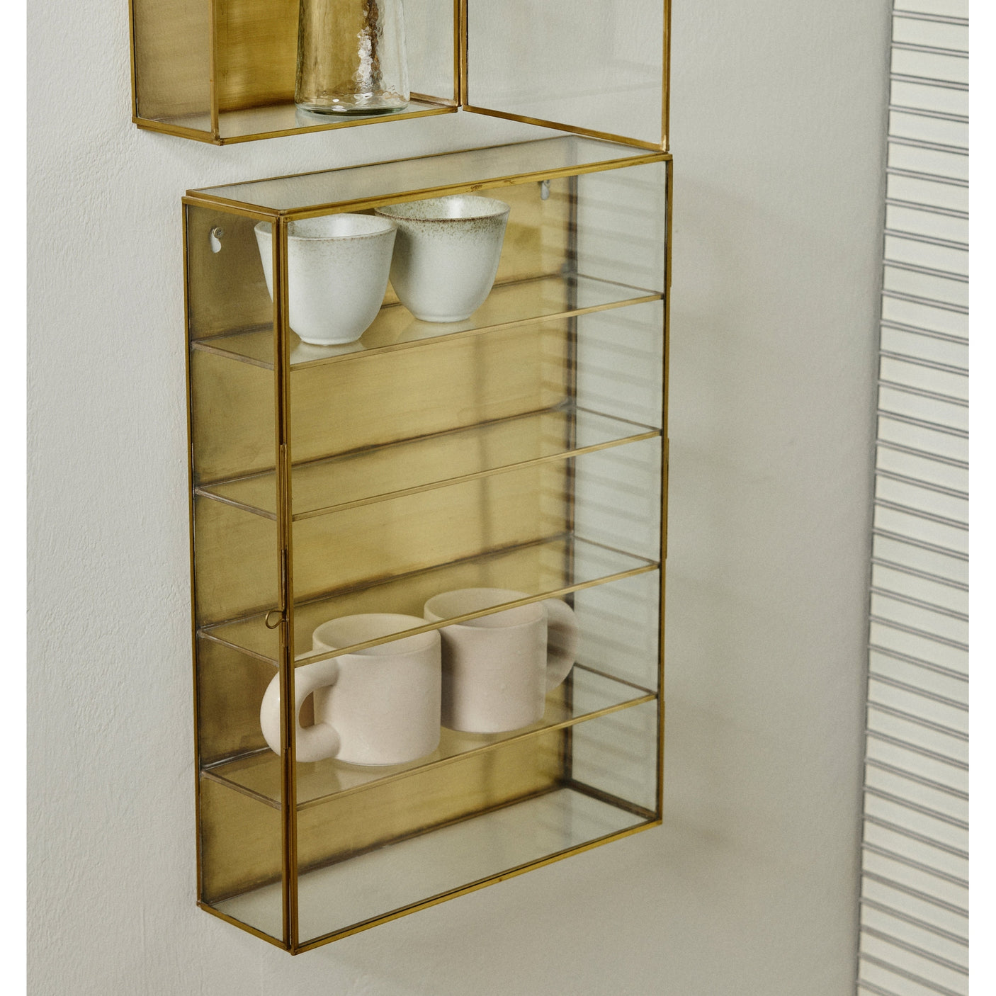 ADA murskap i jern, M, 50x35 - gull finish Nordal WALL/ DISP