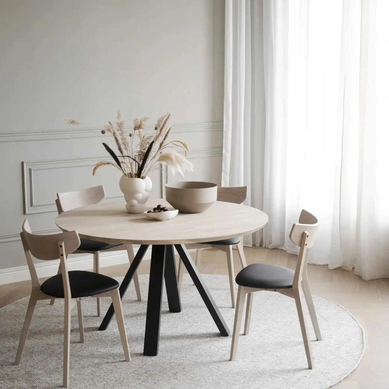 Carradale spisebord Ø130 Rowico Spisebord