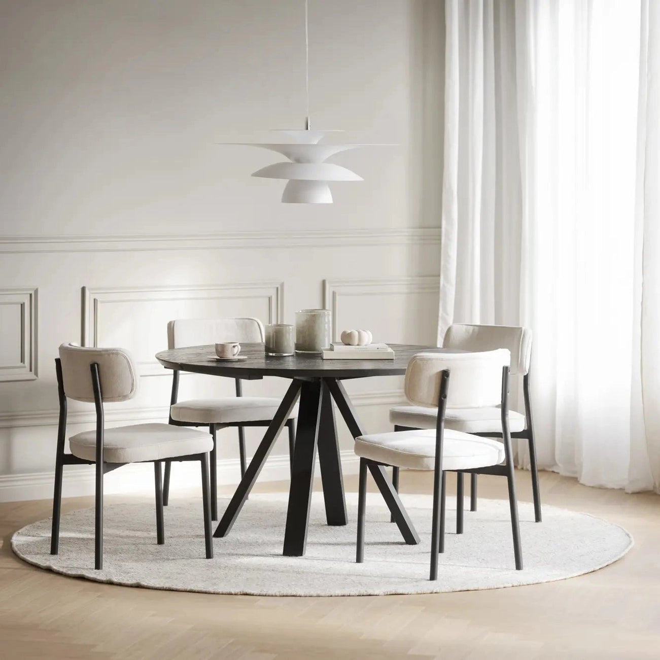 Carradale spisebord Ø130 Rowico Spisebord