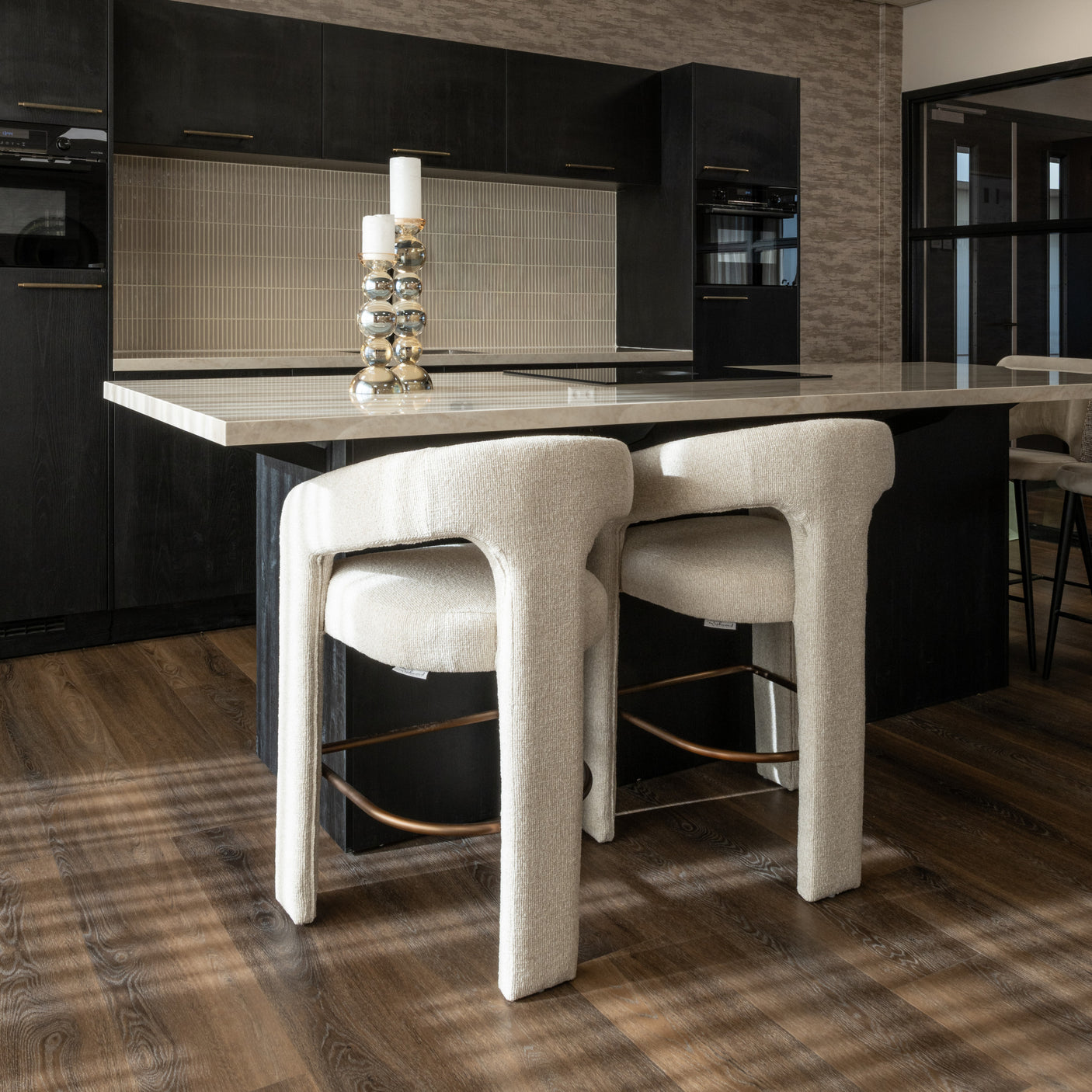 krakk Belle biscotti Richmond Interiors Barstol
